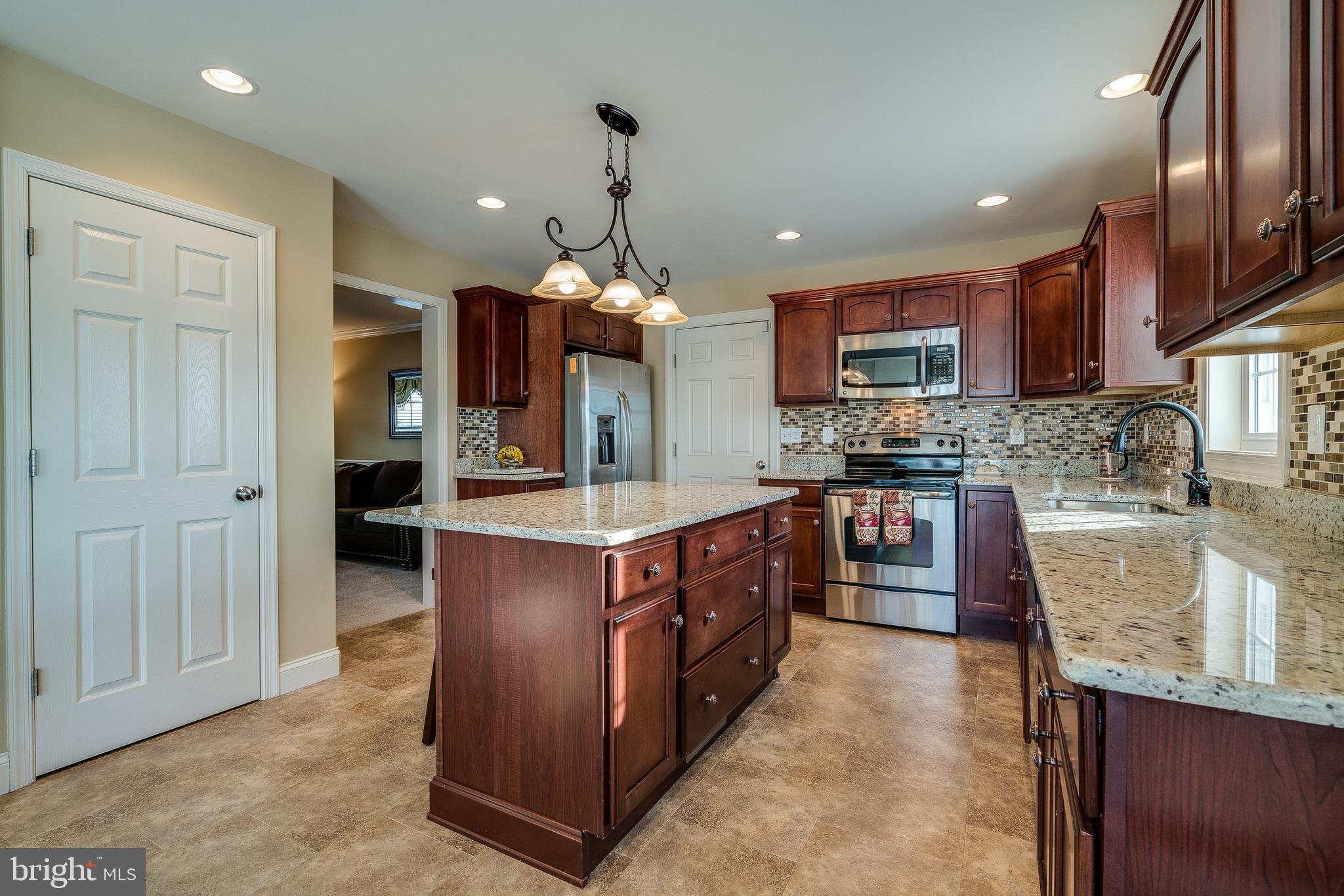 CHAMBERS POINTE - Residential