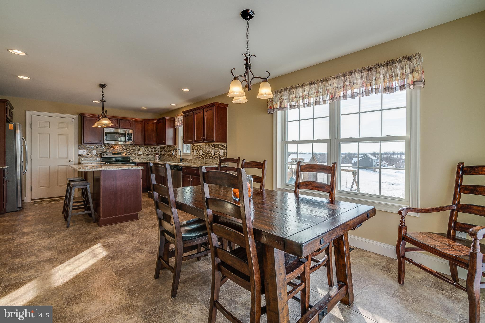 CHAMBERS POINTE - Residential