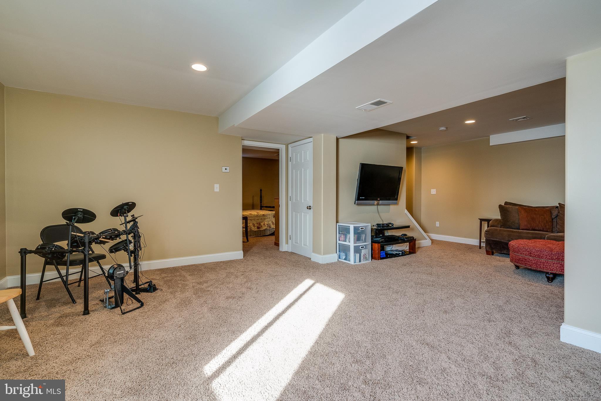 CHAMBERS POINTE - Residential