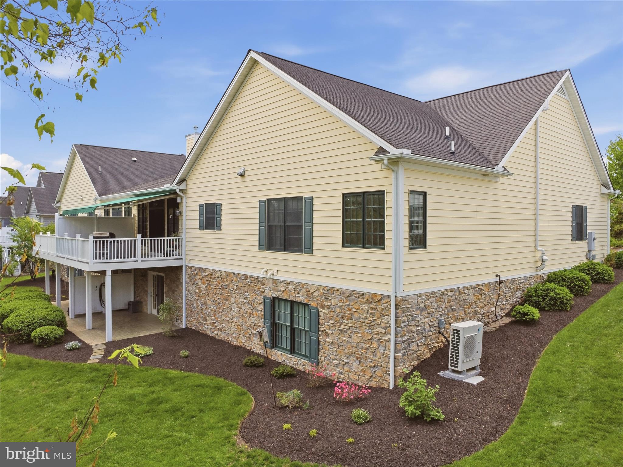 CORTLAND VILLAS - Residential