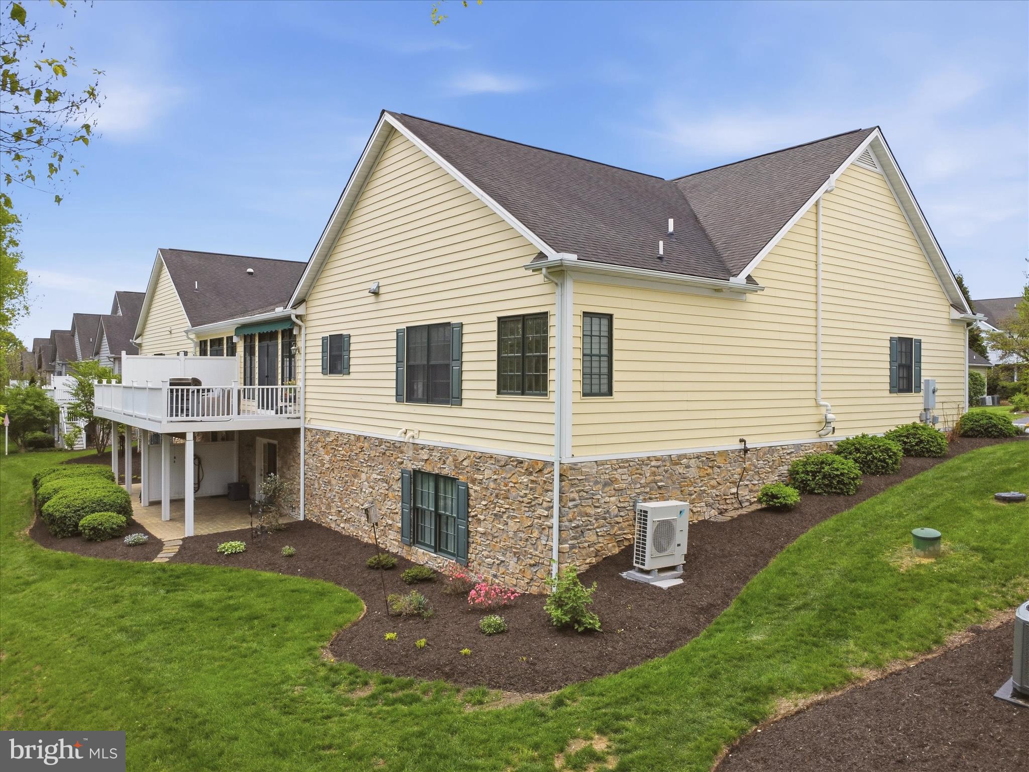 CORTLAND VILLAS - Residential