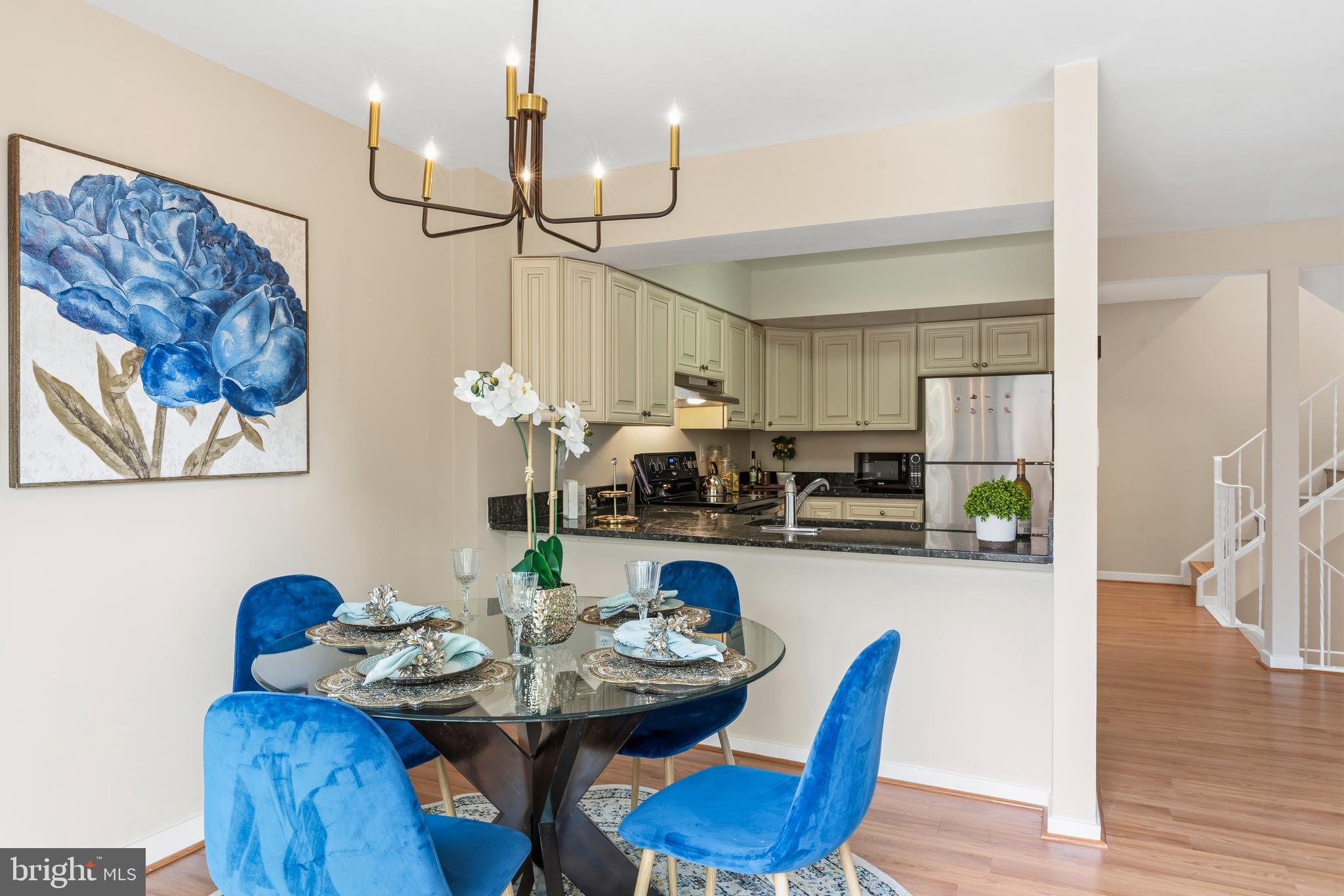 DOCKSIDE - Residential