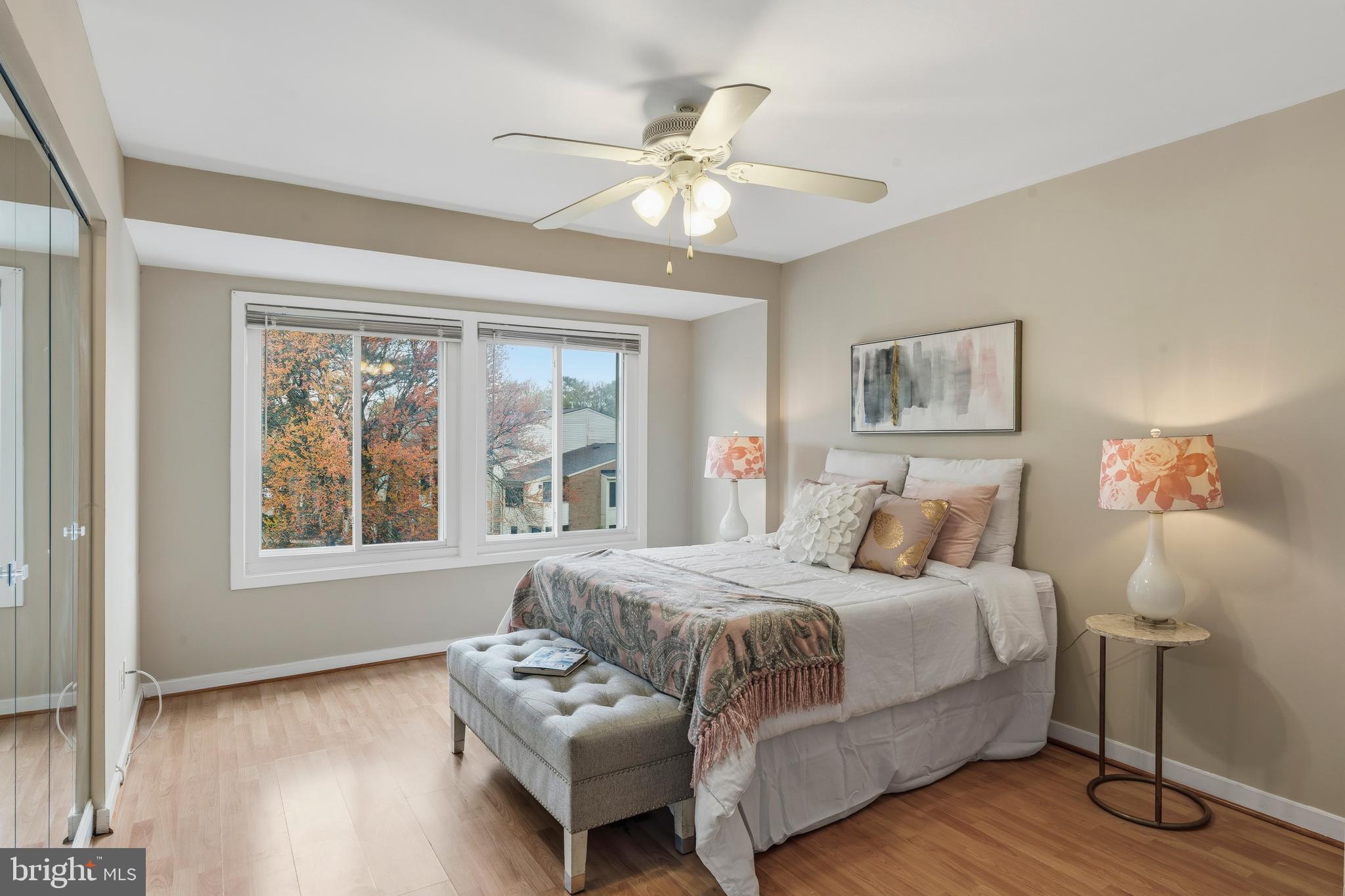 DOCKSIDE - Residential