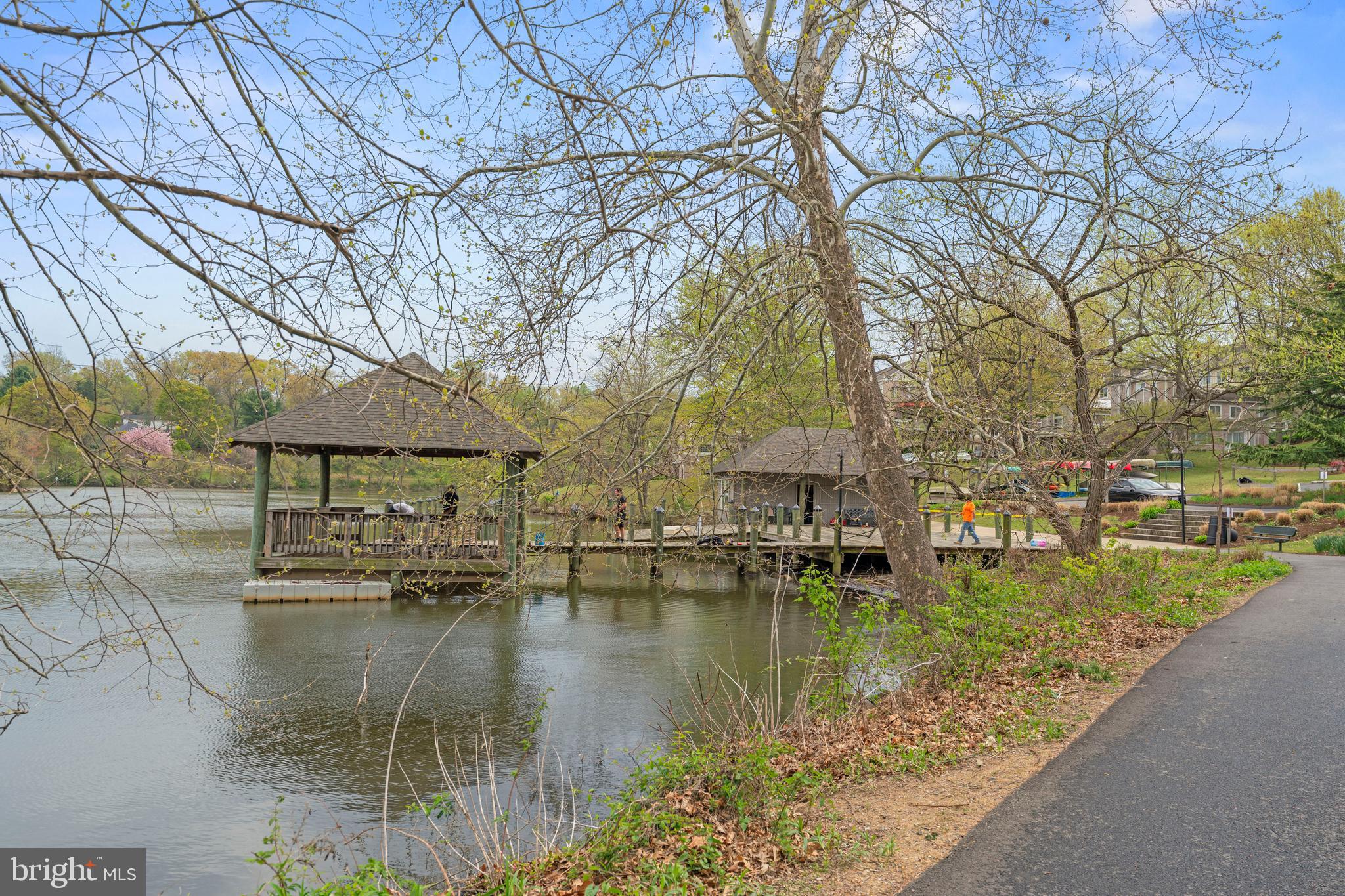 DOCKSIDE - Residential