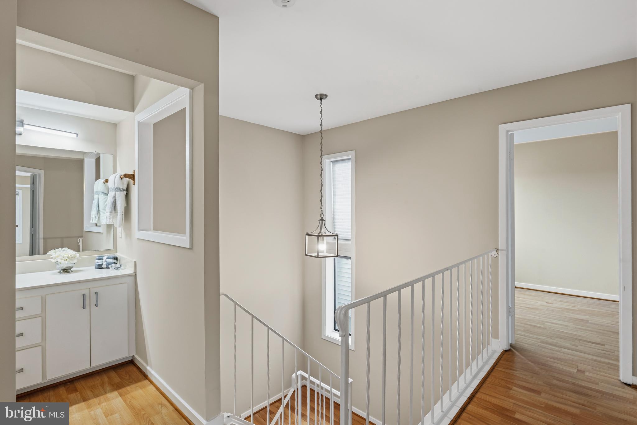 DOCKSIDE - Residential