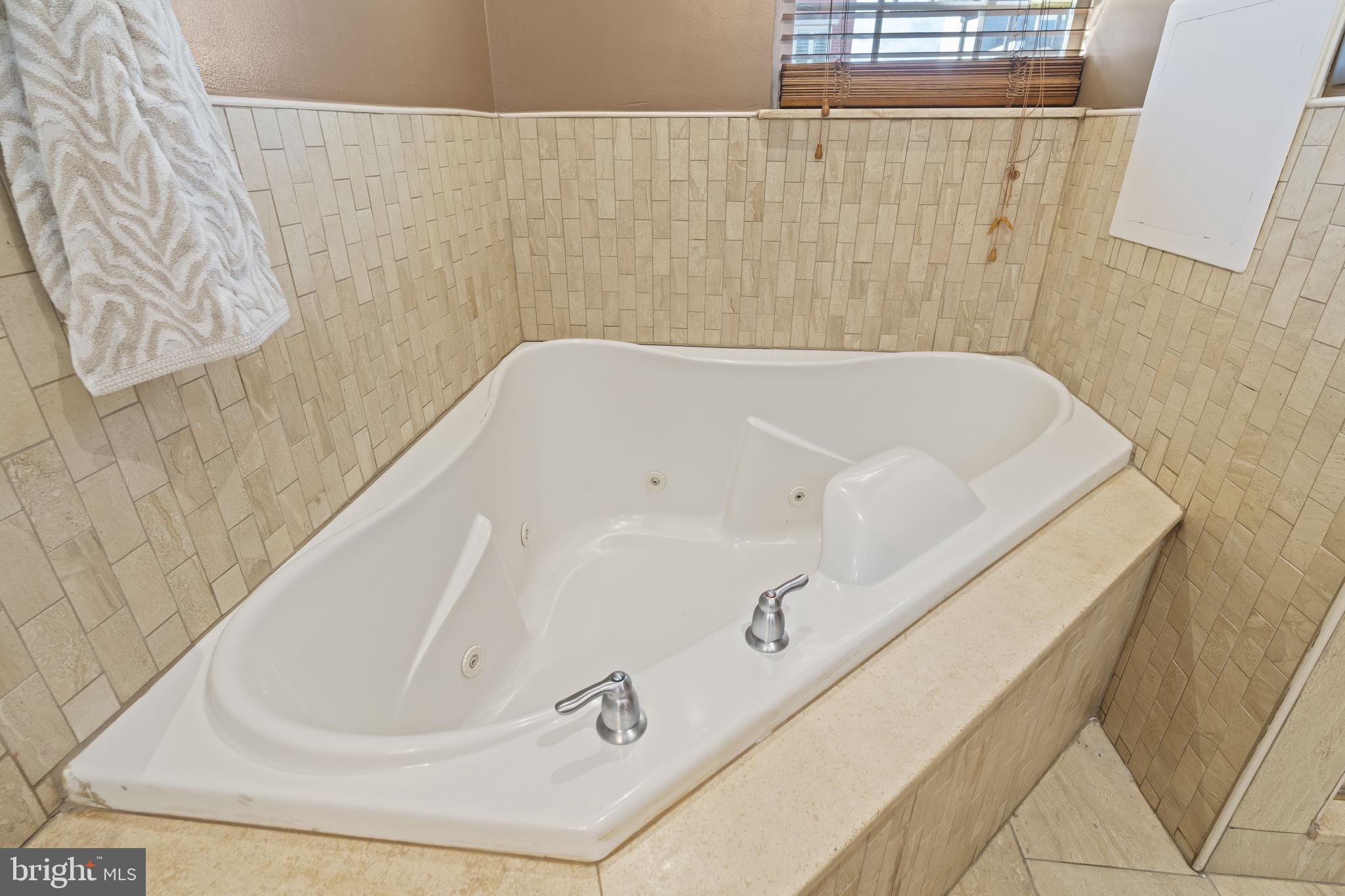 GRADUATE HOSPITAL - Residential Lease