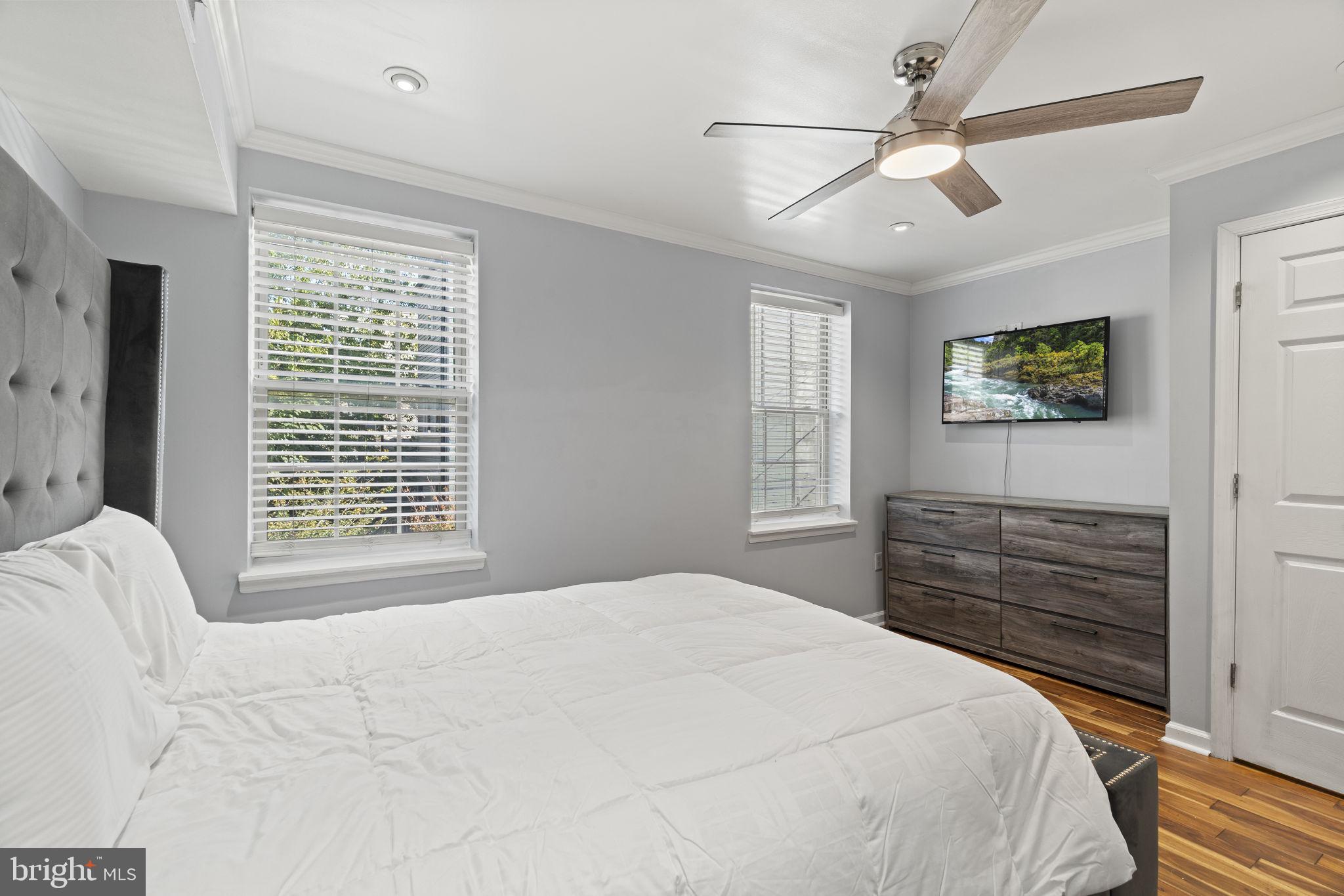 GRADUATE HOSPITAL - Residential Lease