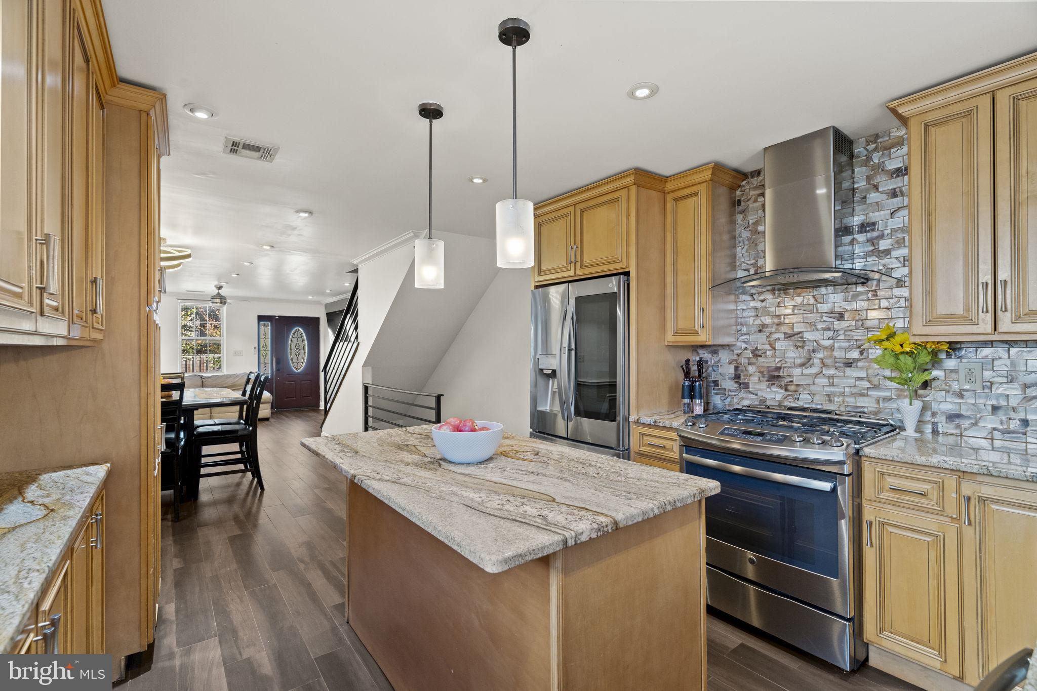 GRADUATE HOSPITAL - Residential Lease