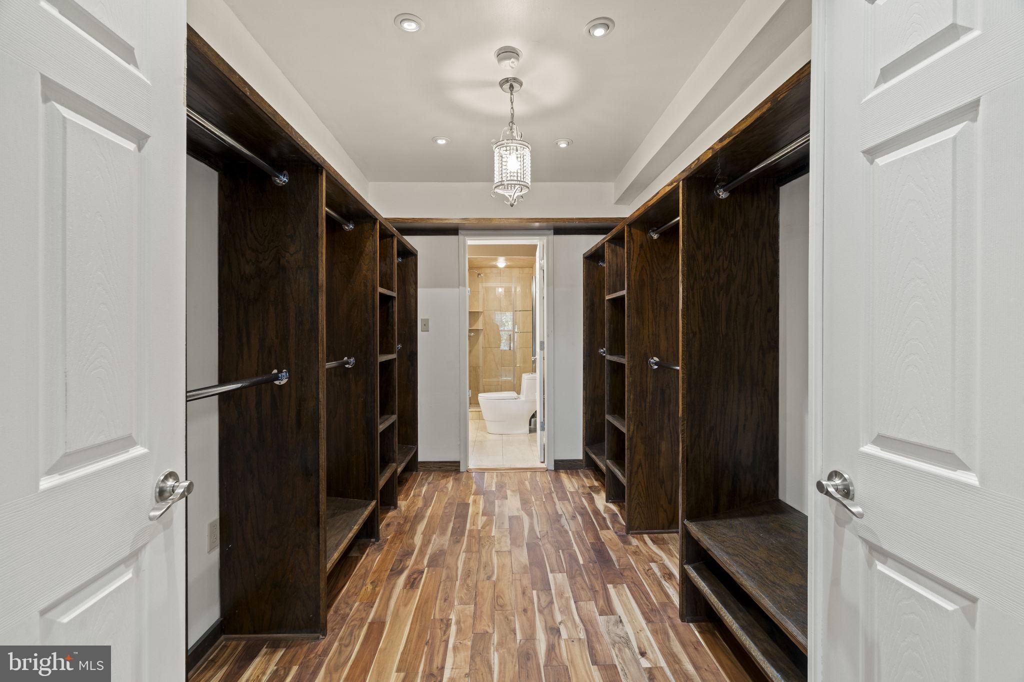 GRADUATE HOSPITAL - Residential Lease