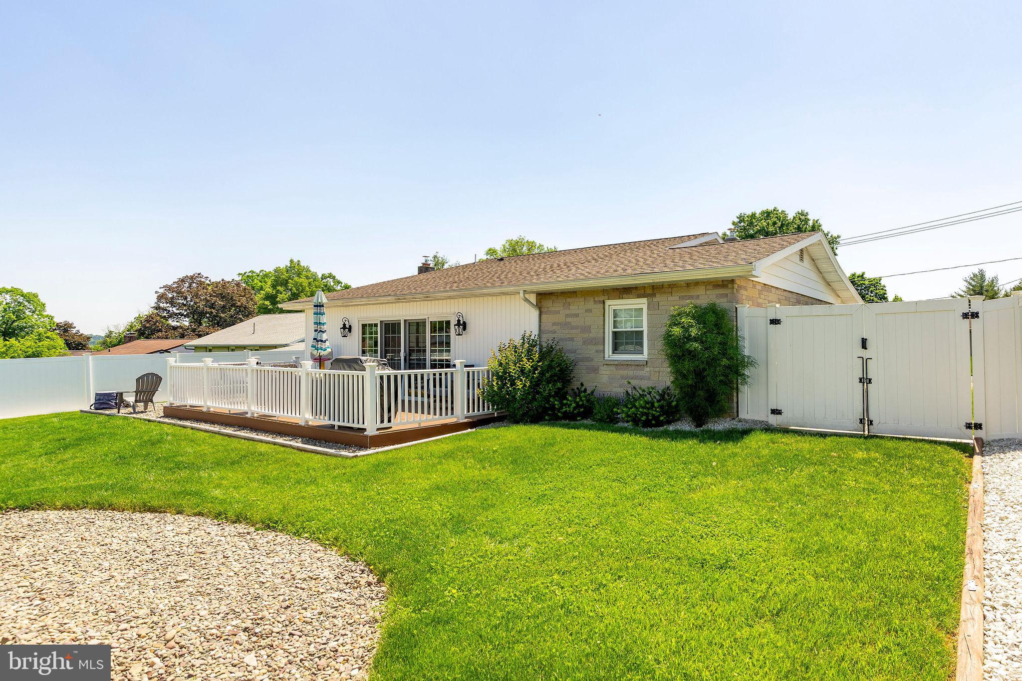 EAST COCALICO TWP - Residential