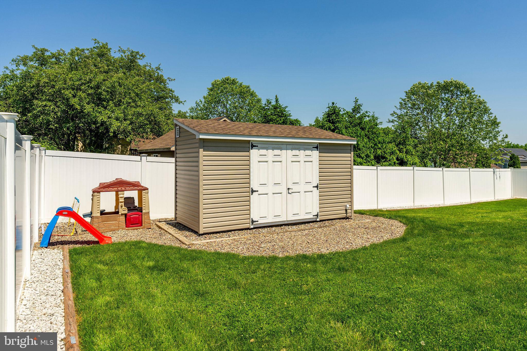EAST COCALICO TWP - Residential