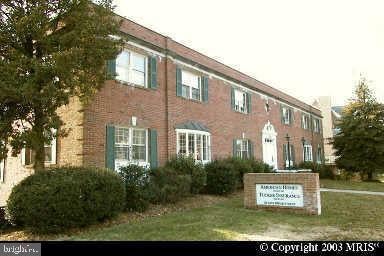 Photo of 210 Broad Street E #200-U1, FALLS CHURCH, VA 22046 (MLS # VAFA2004338)