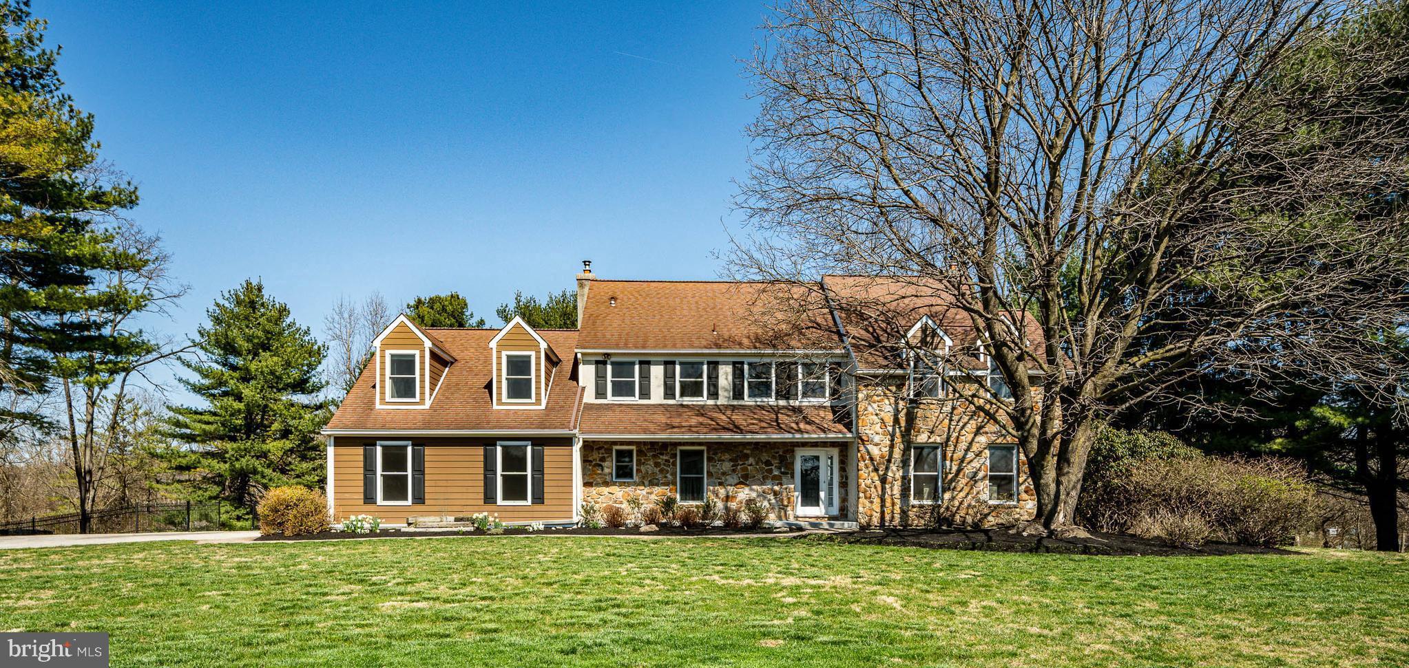 SHADOW OAK - Residential