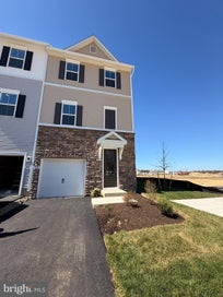58 SILVERBELL AVE BERLIN NJ 08009