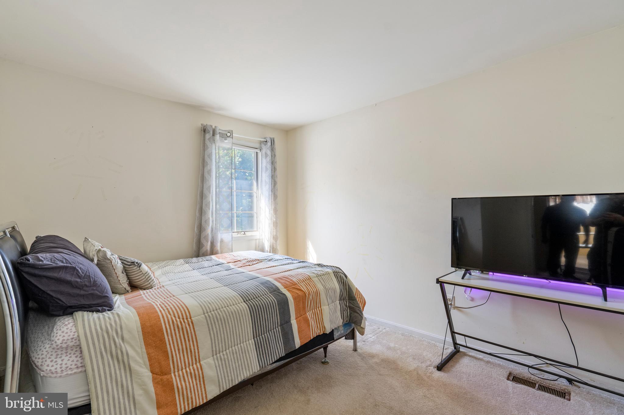 VILLAGES OF MARLBOROUGH - Residential