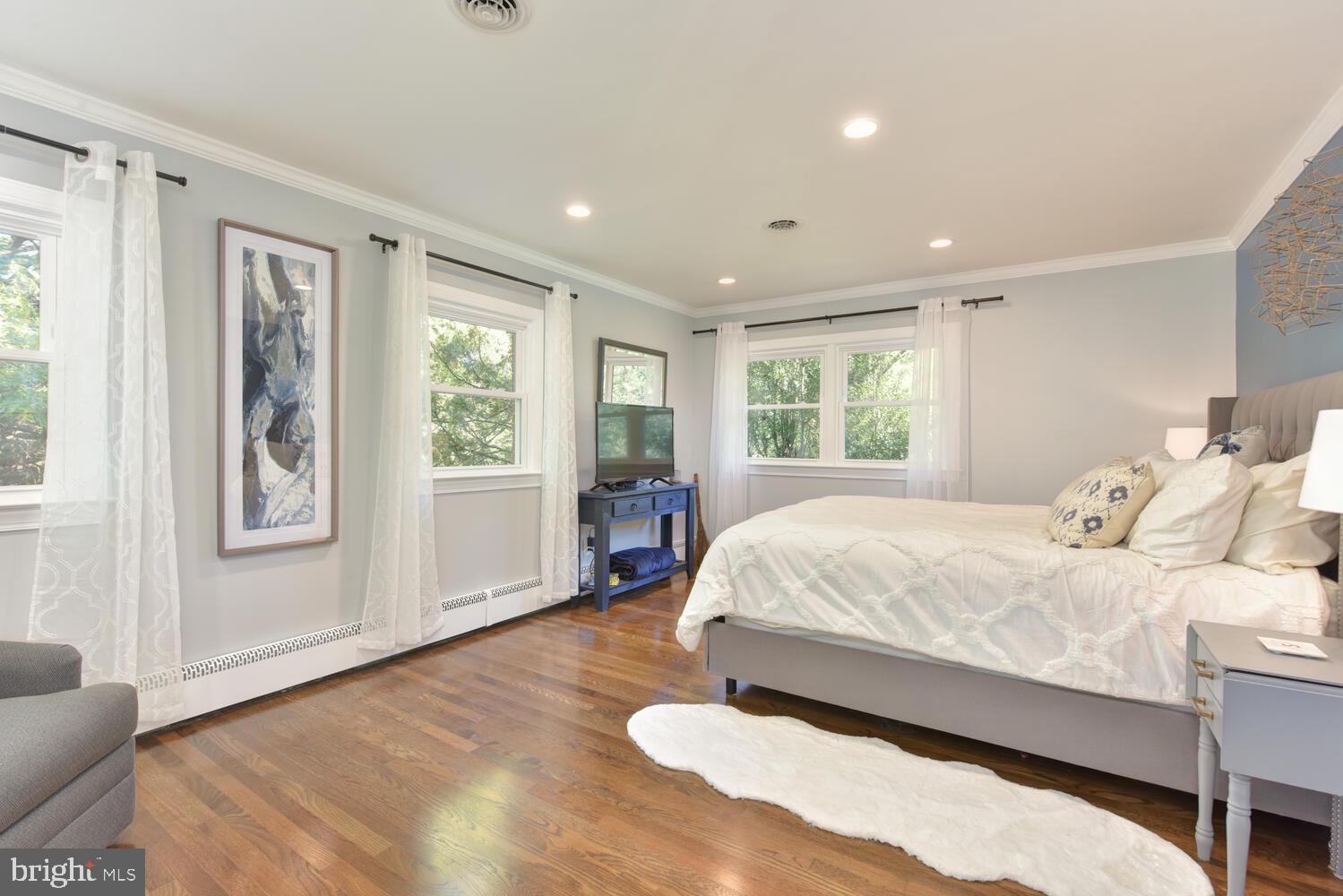 AURA HEIGHTS - Residential