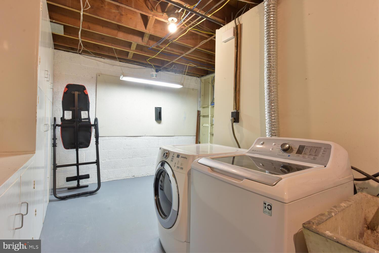 AURA HEIGHTS - Residential