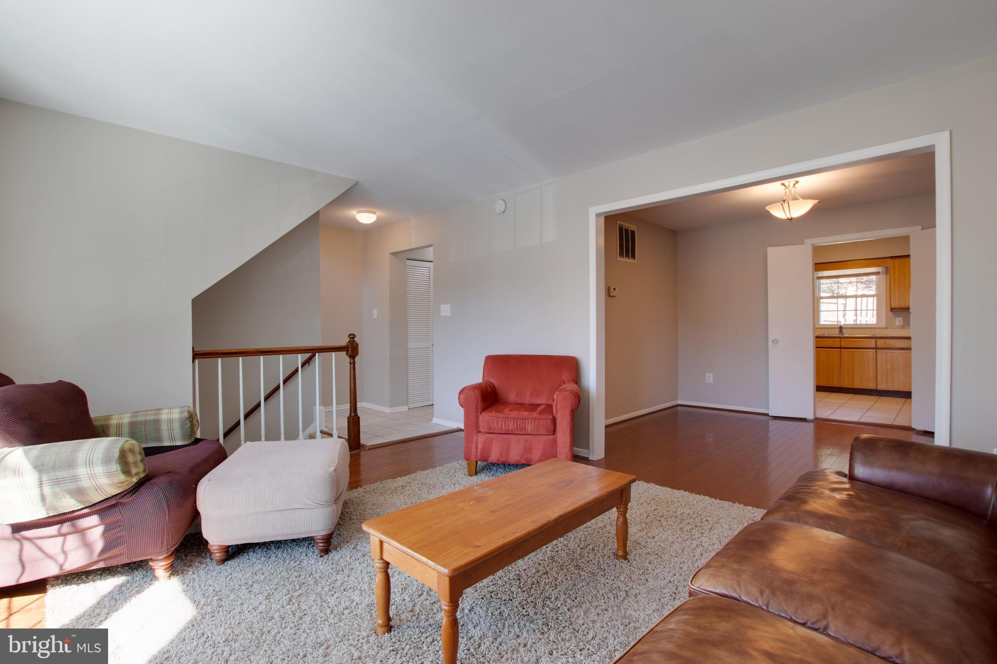 KINGS PARK WEST - Residential Lease