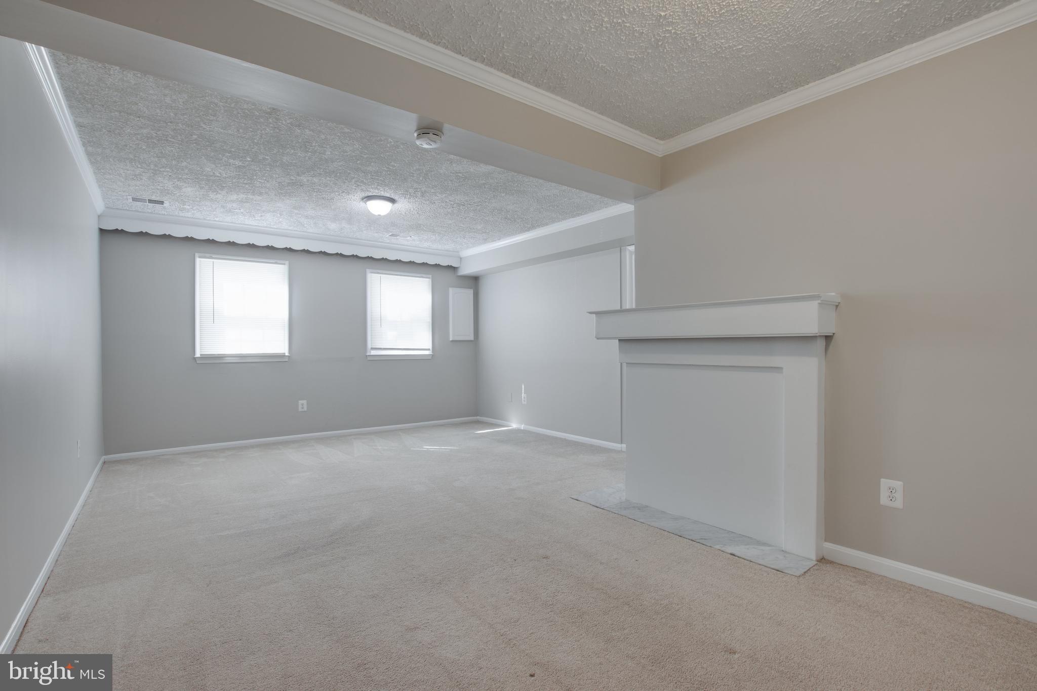 KINGS PARK WEST - Residential Lease