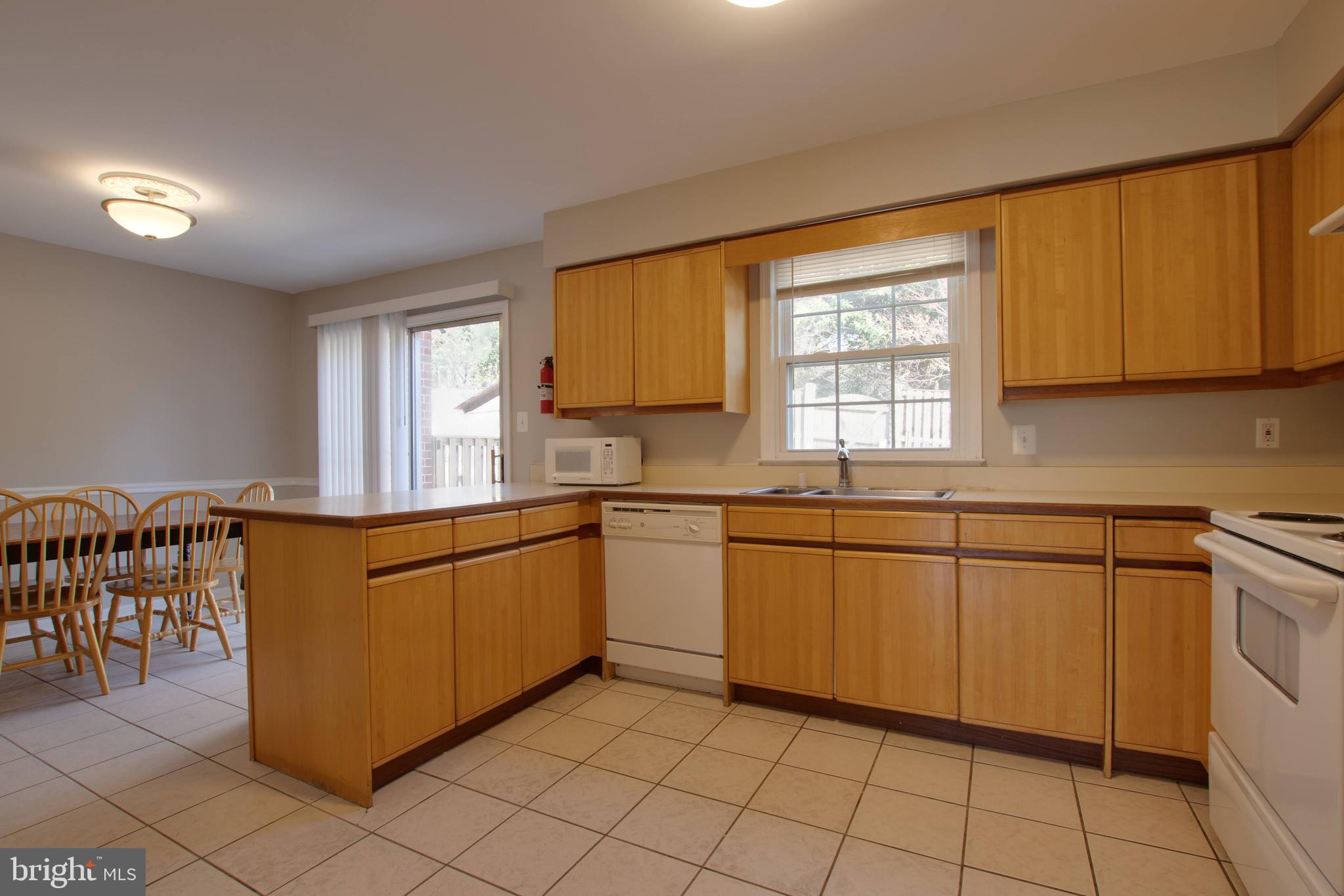 KINGS PARK WEST - Residential Lease