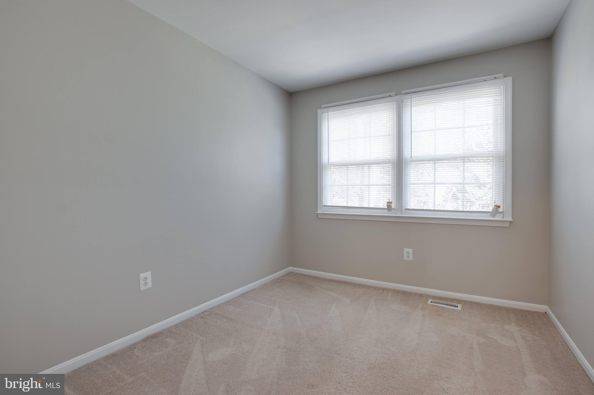 KINGS PARK WEST - Residential Lease