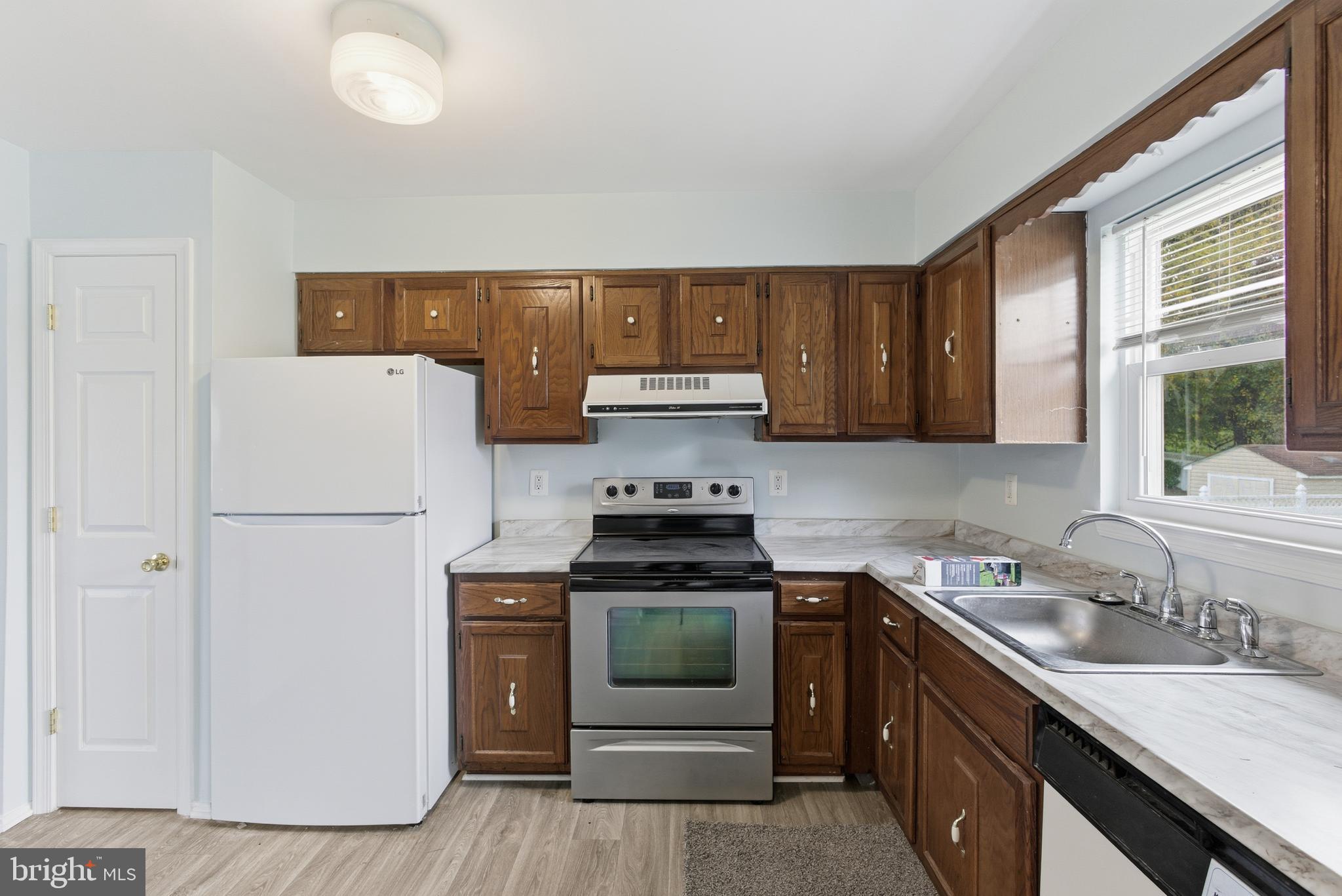 SPRINGDALE - Residential Lease