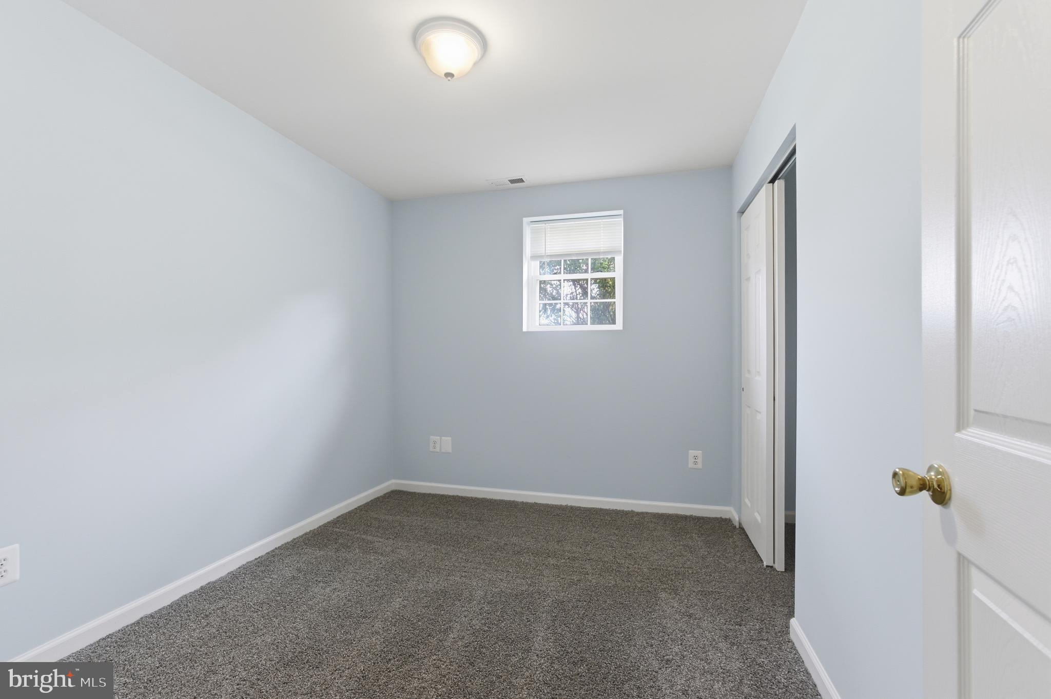 SPRINGDALE - Residential Lease