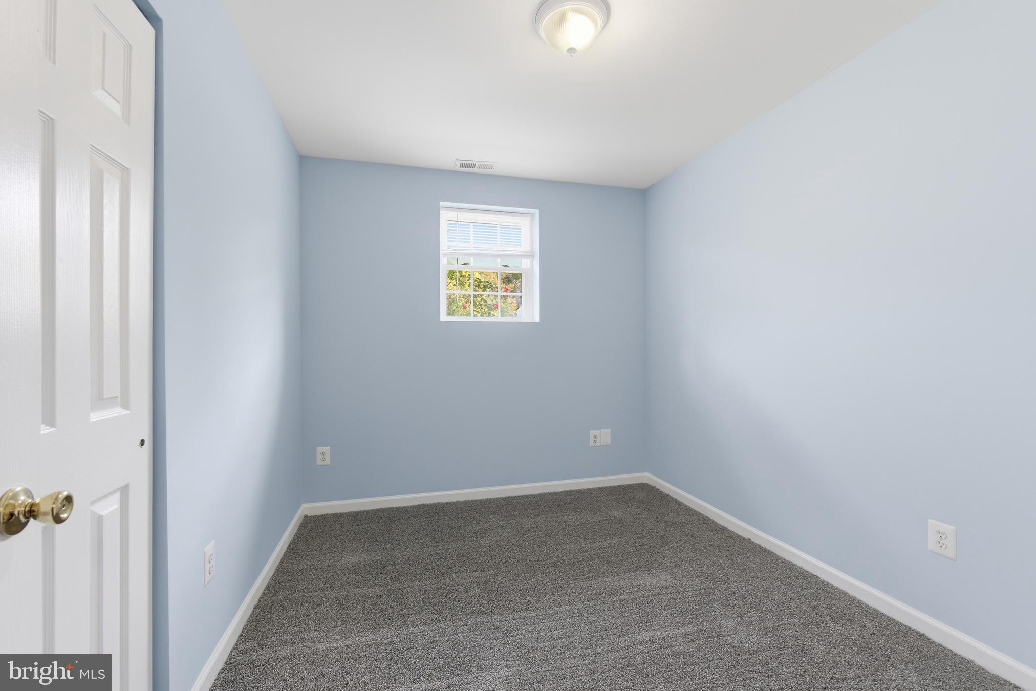 SPRINGDALE - Residential Lease