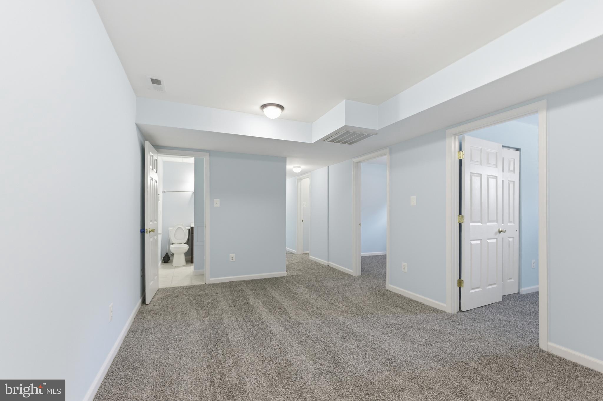 SPRINGDALE - Residential Lease