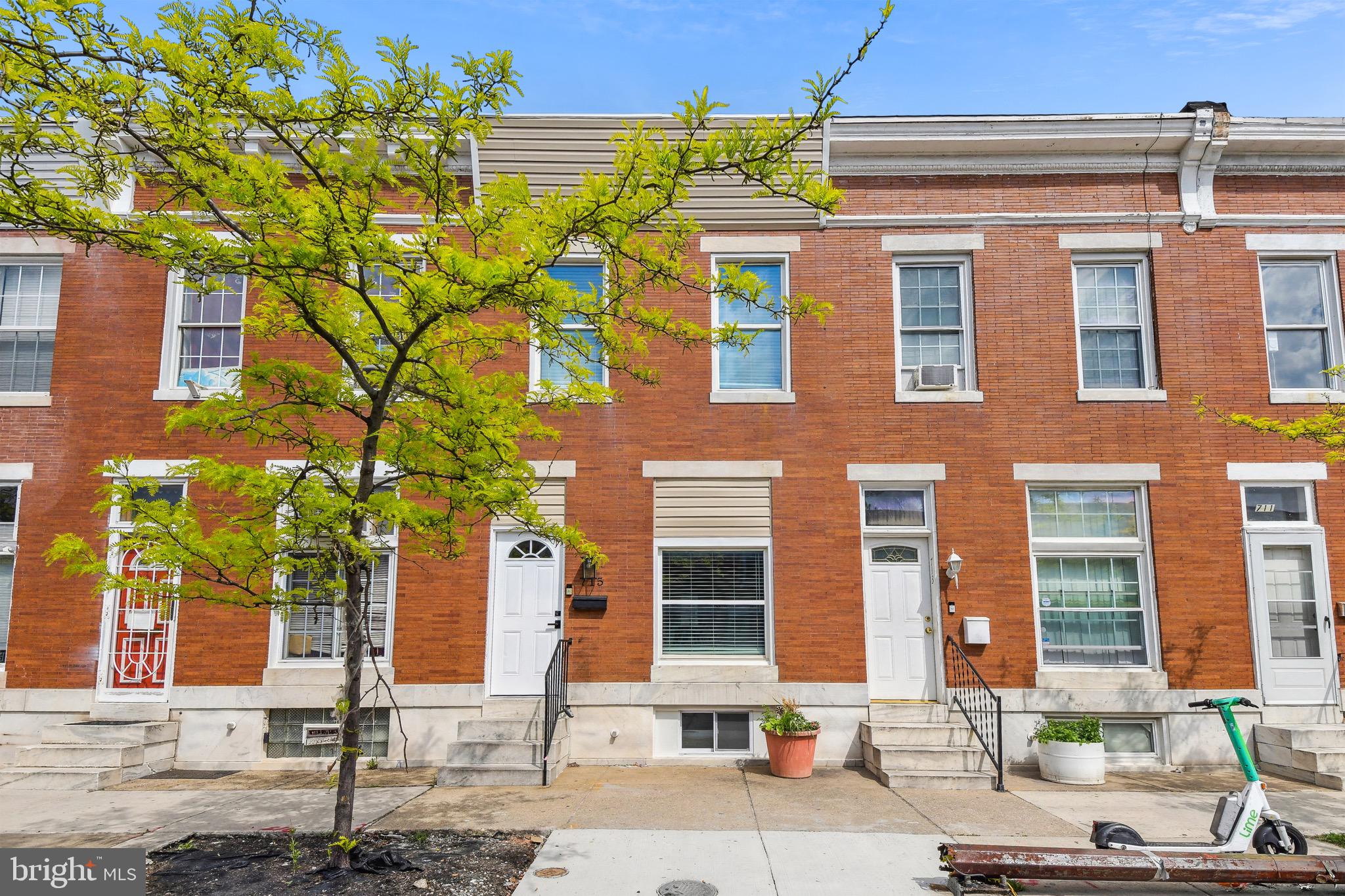 ELLWOOD PARK - Residential