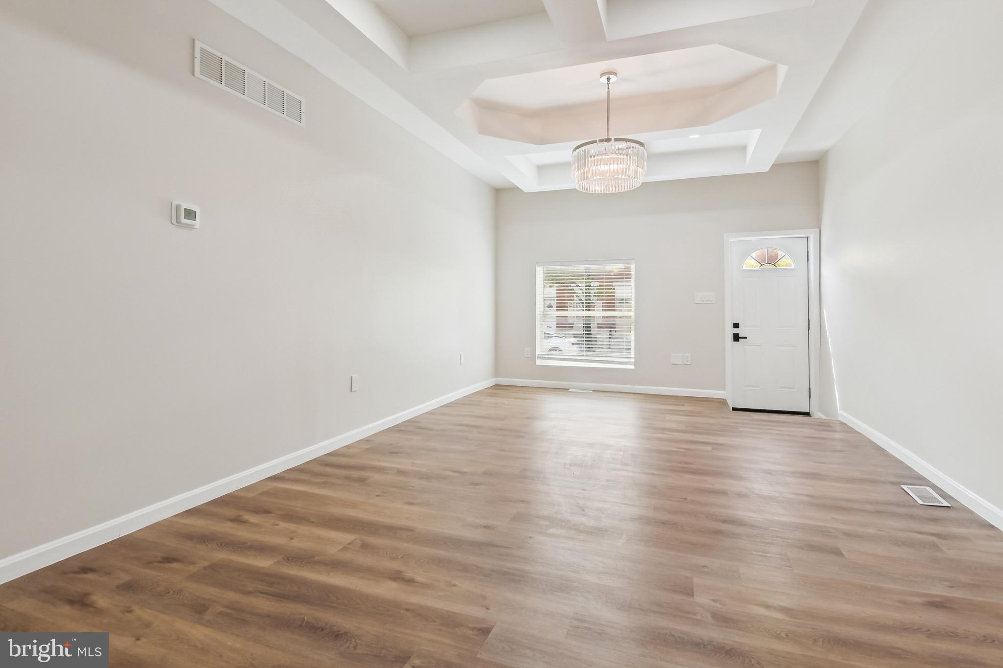 ELLWOOD PARK - Residential