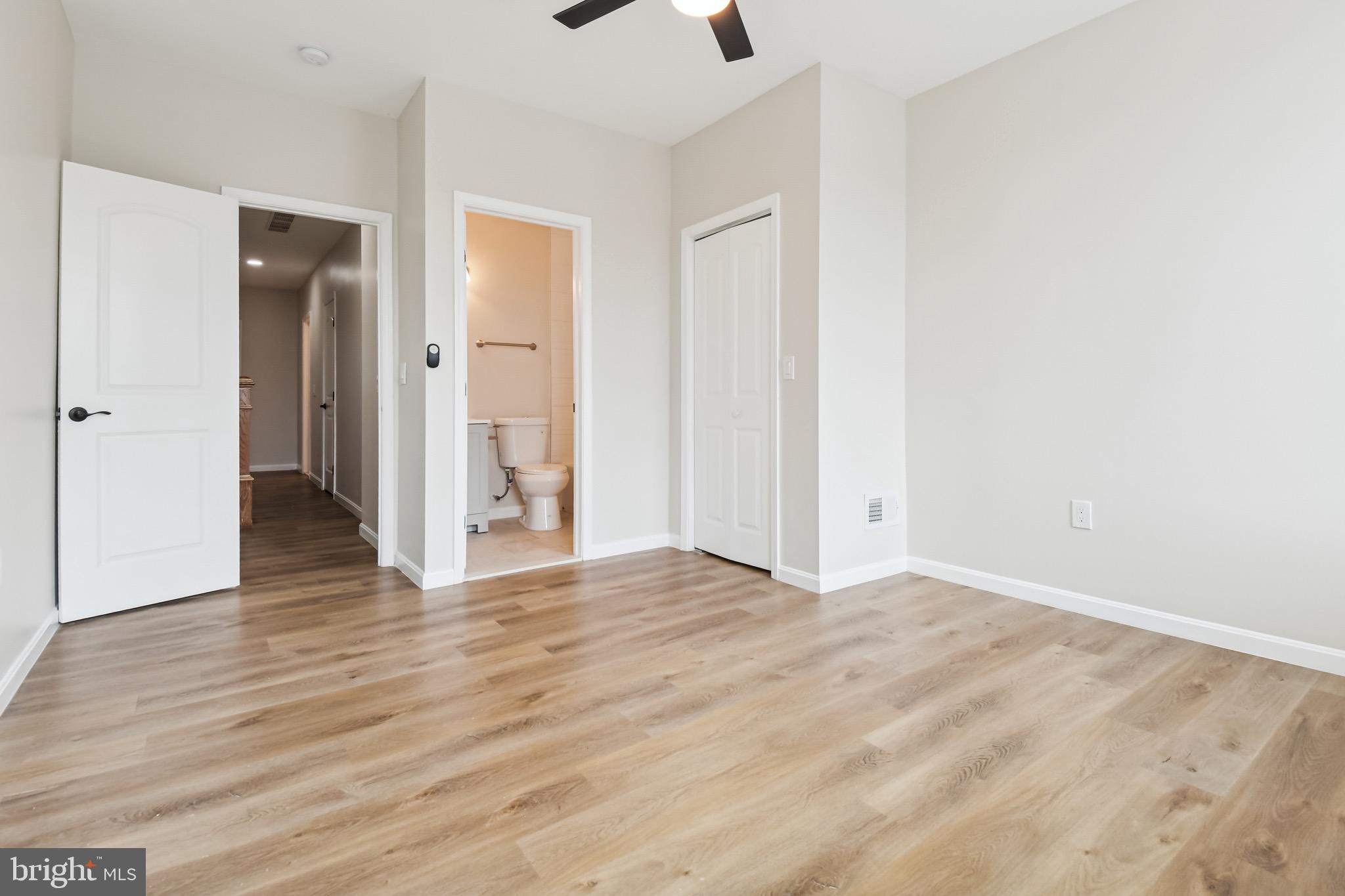ELLWOOD PARK - Residential