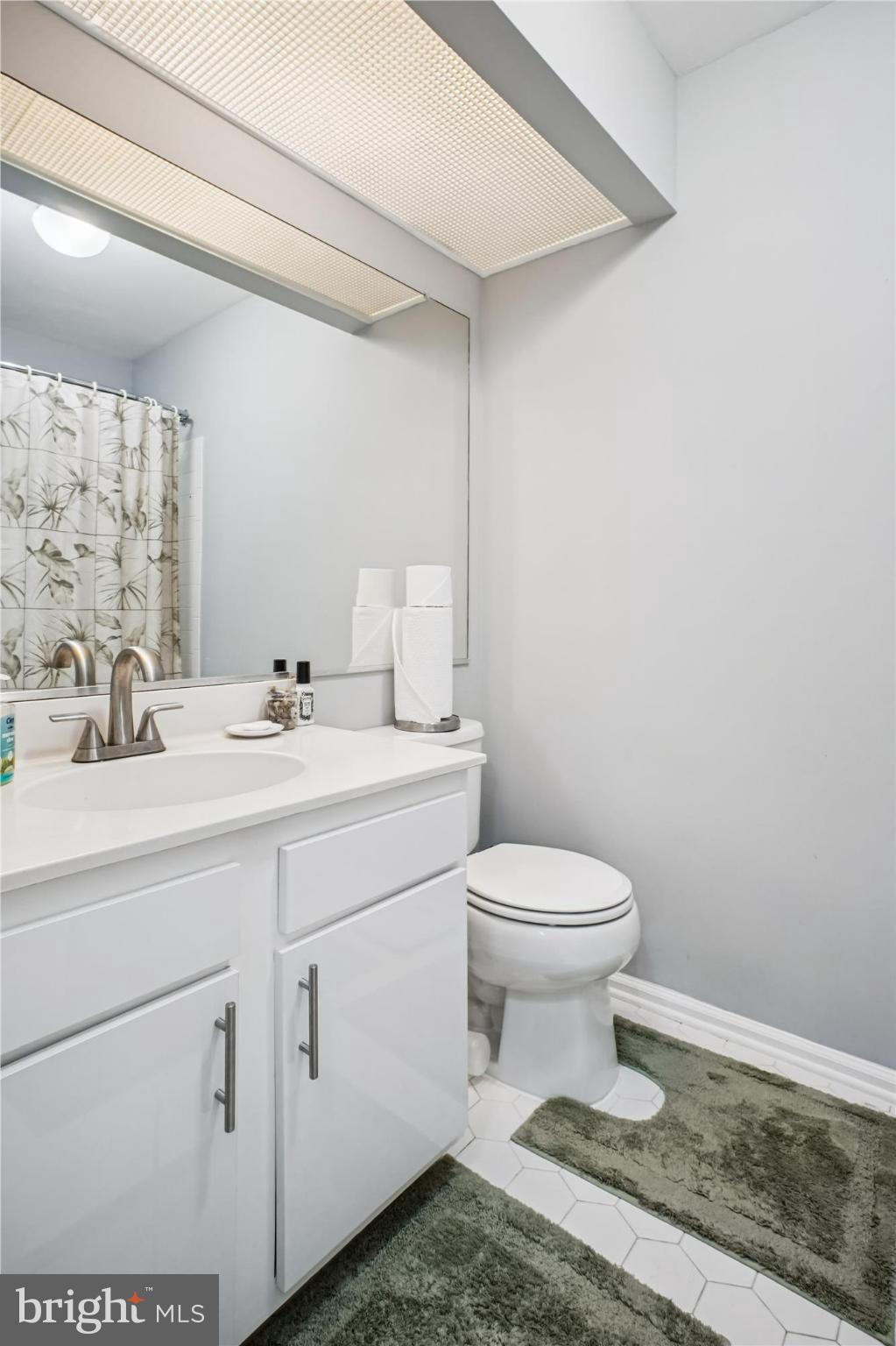 CARR AT PINECREST - Residential