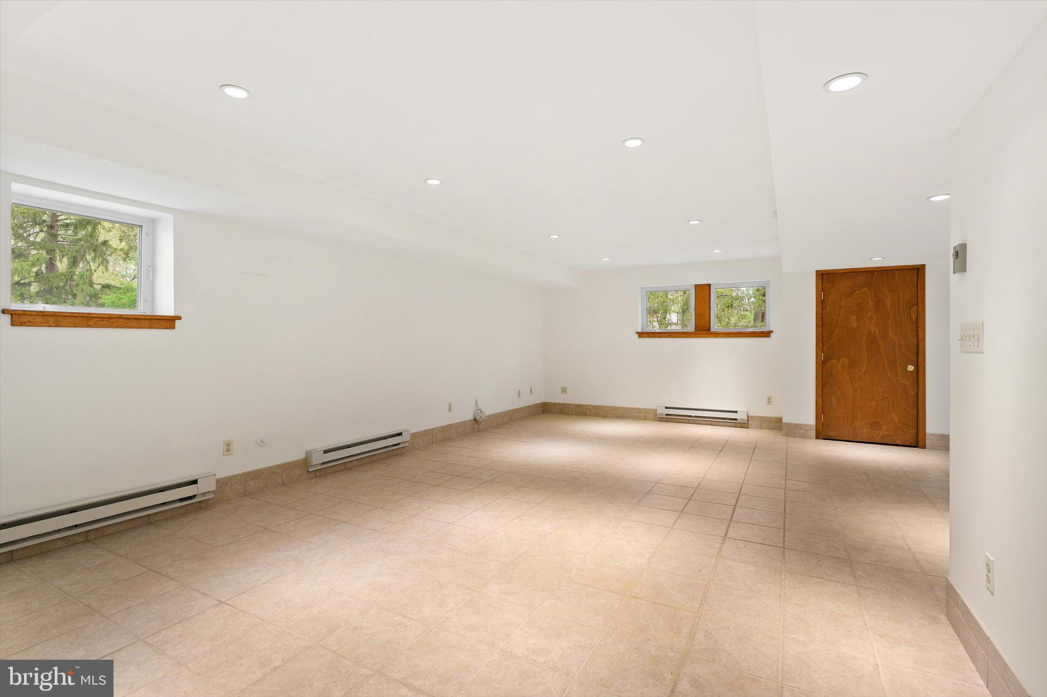 NON AVAILABLE - Residential