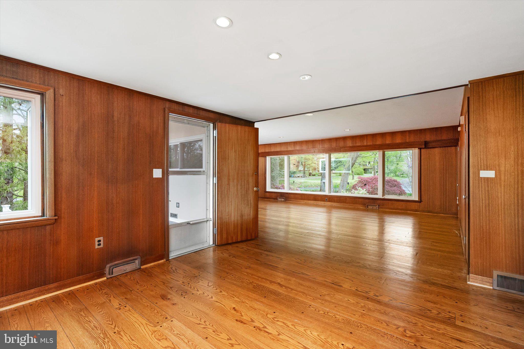 NON AVAILABLE - Residential