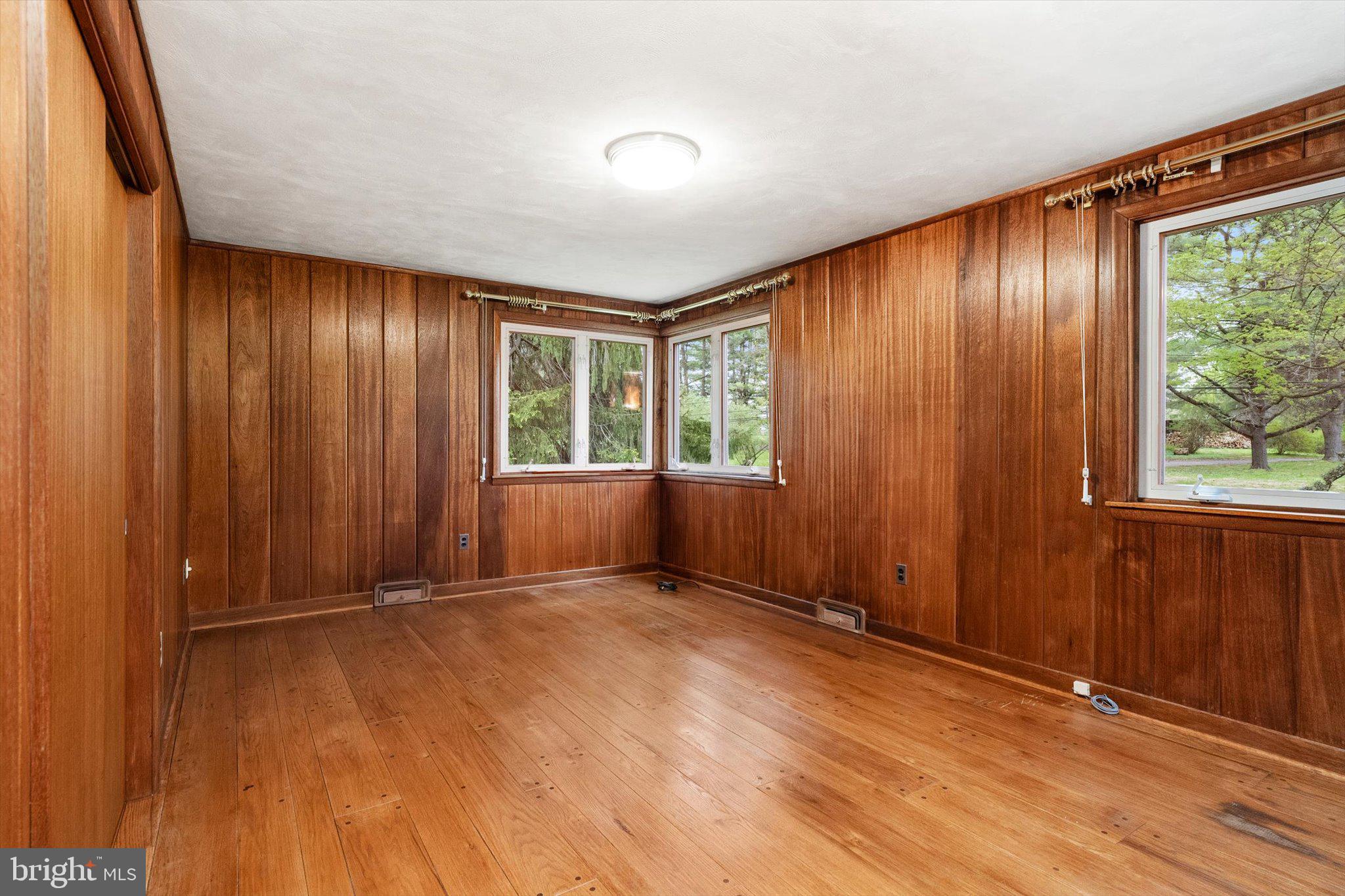NON AVAILABLE - Residential