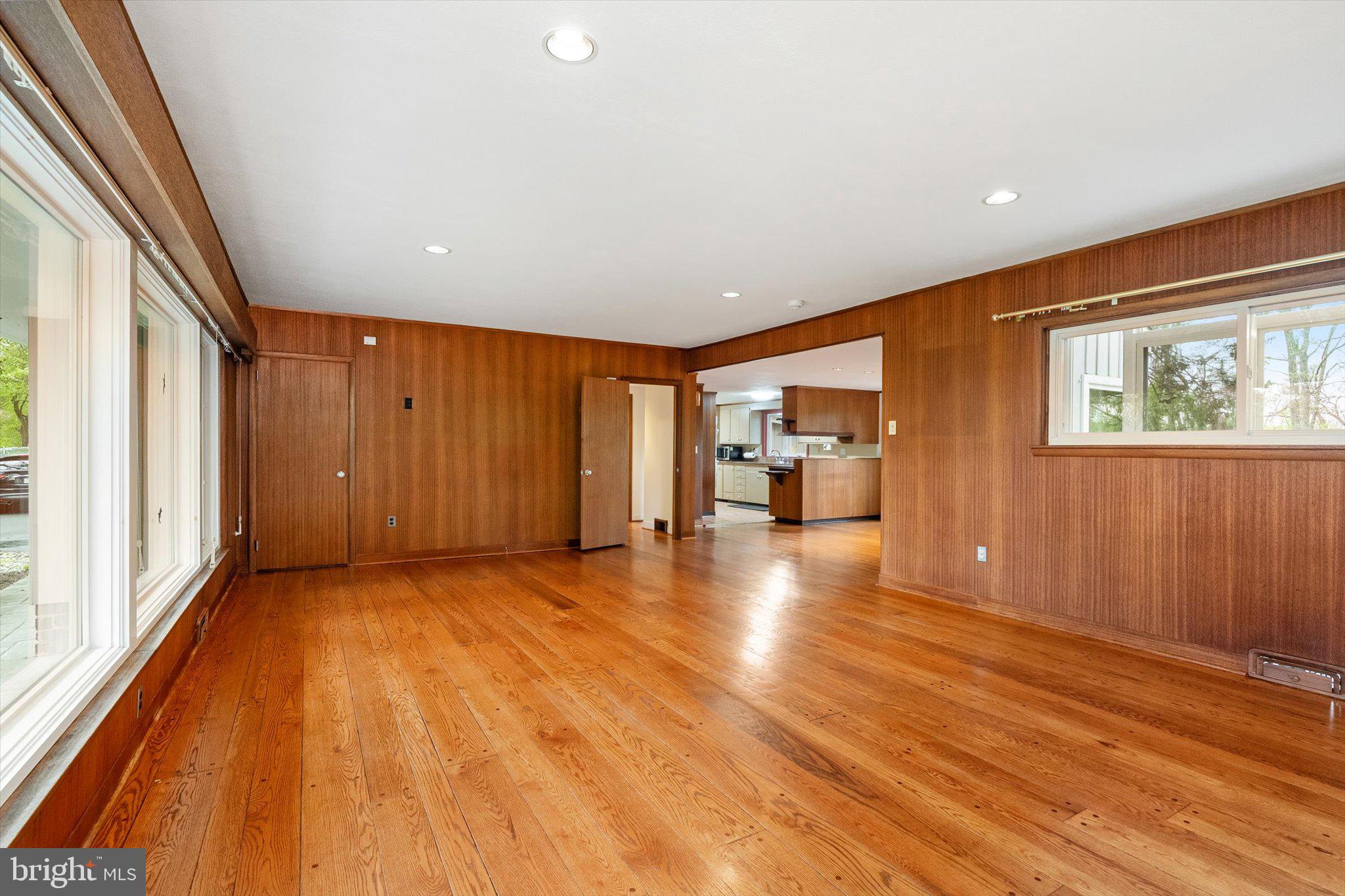 NON AVAILABLE - Residential