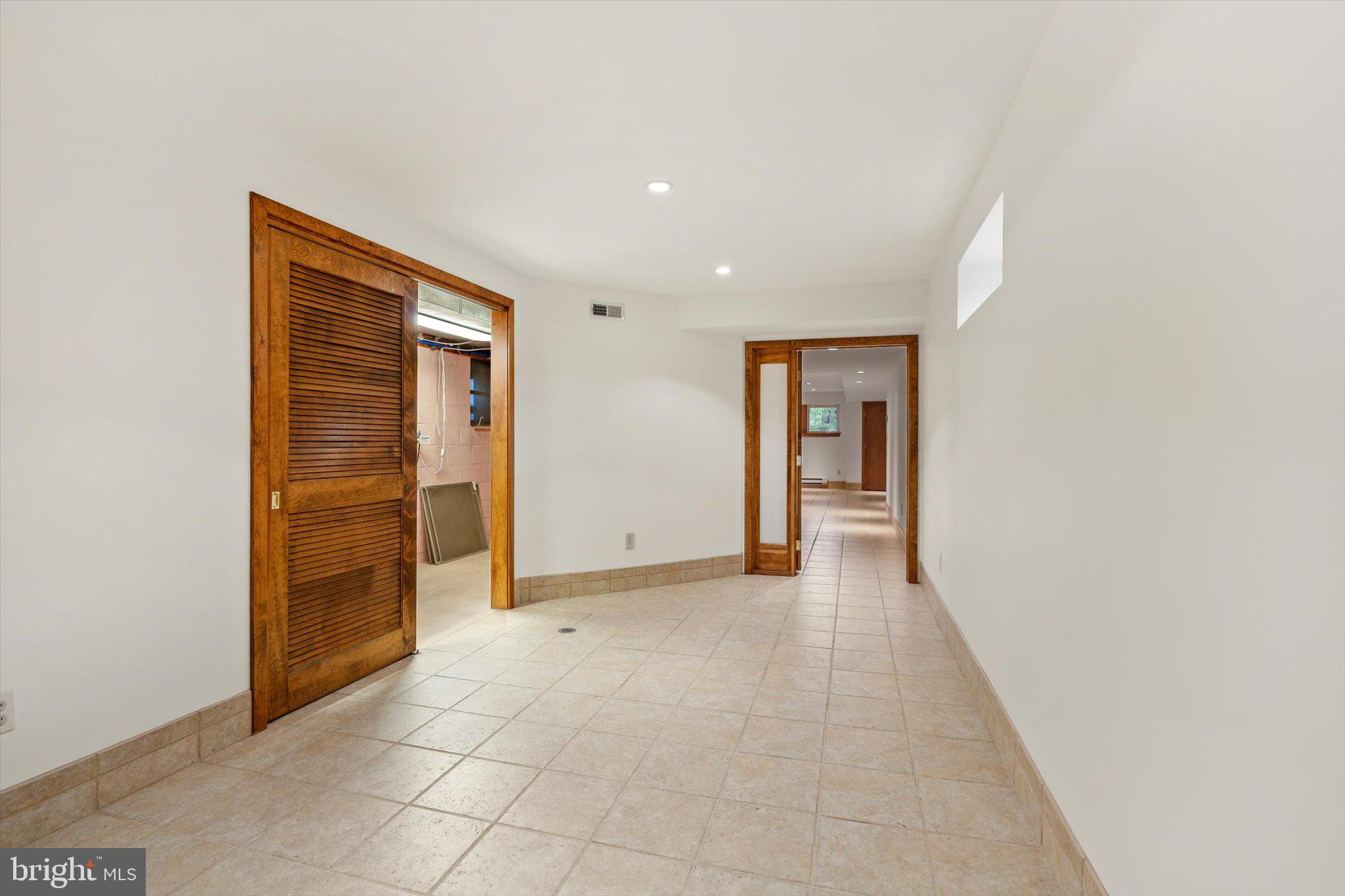 NON AVAILABLE - Residential