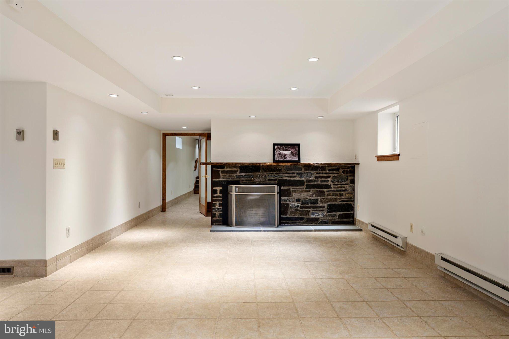 NON AVAILABLE - Residential