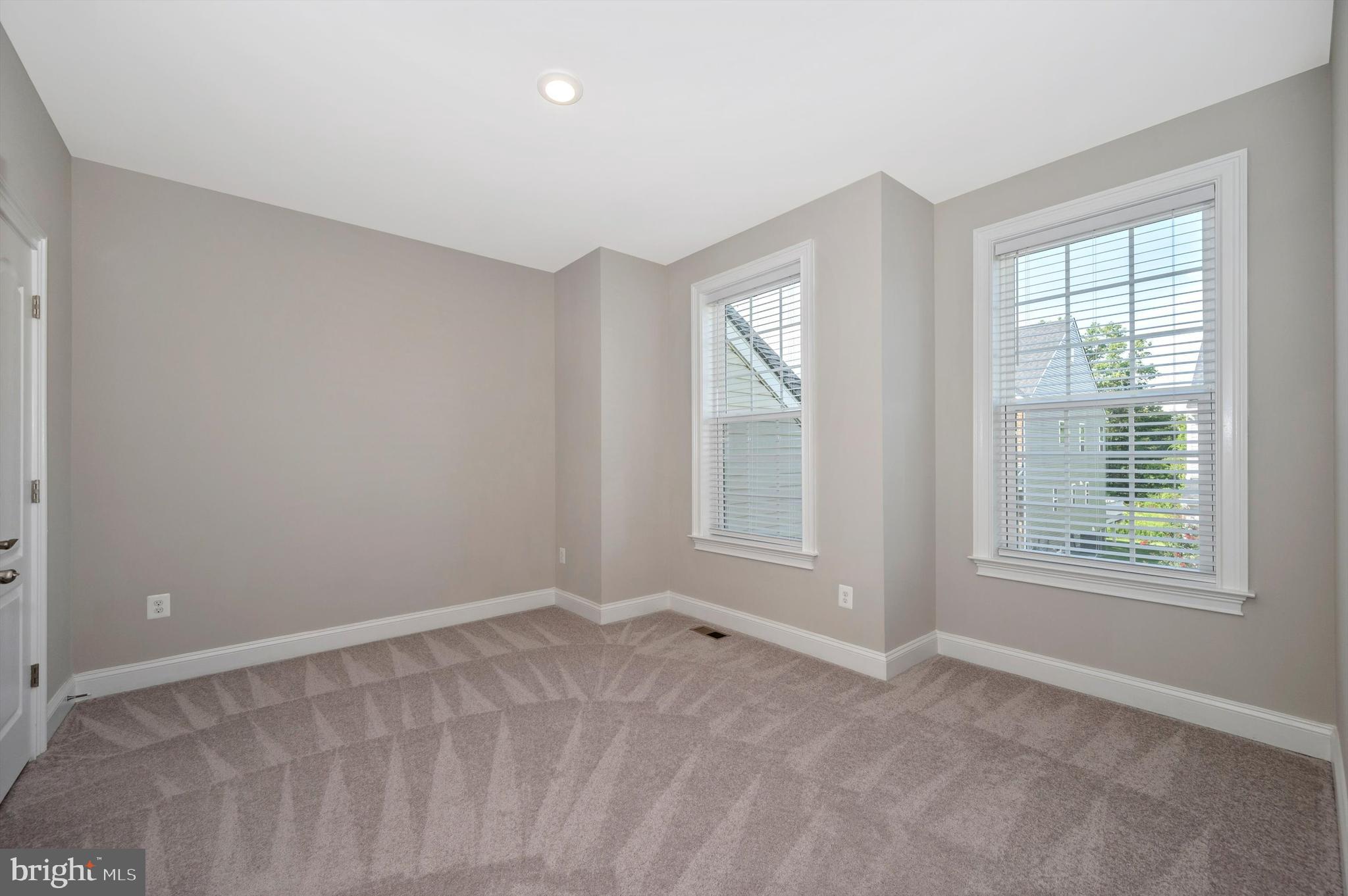 ENCLAVE AT RIVER HILL - Residential