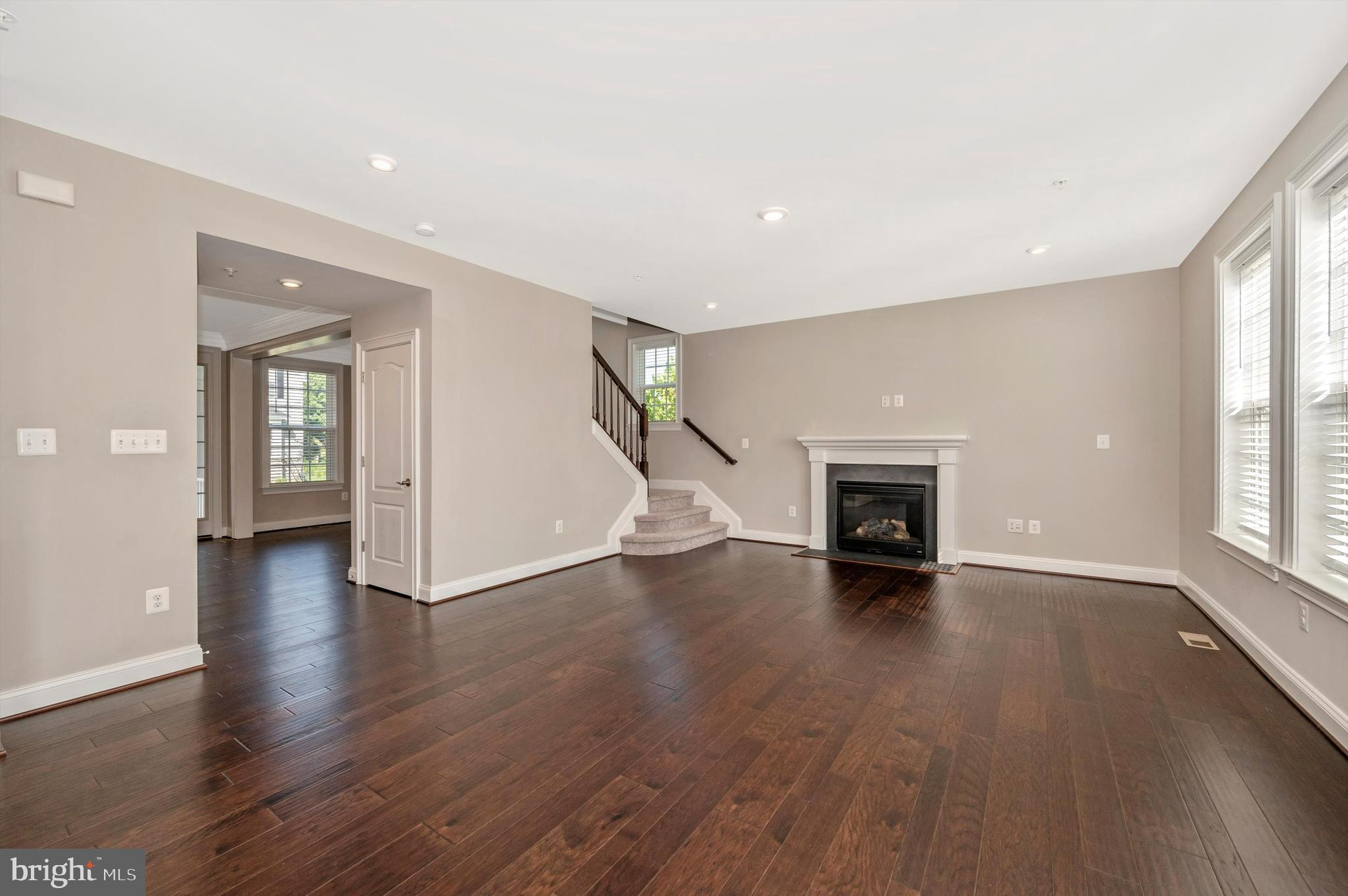 ENCLAVE AT RIVER HILL - Residential