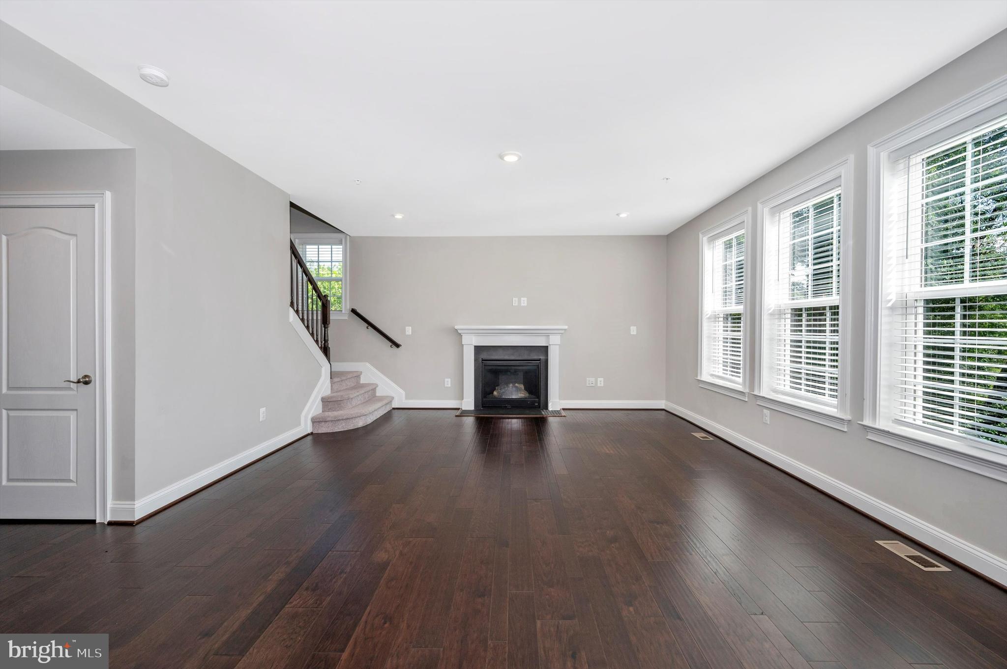 ENCLAVE AT RIVER HILL - Residential