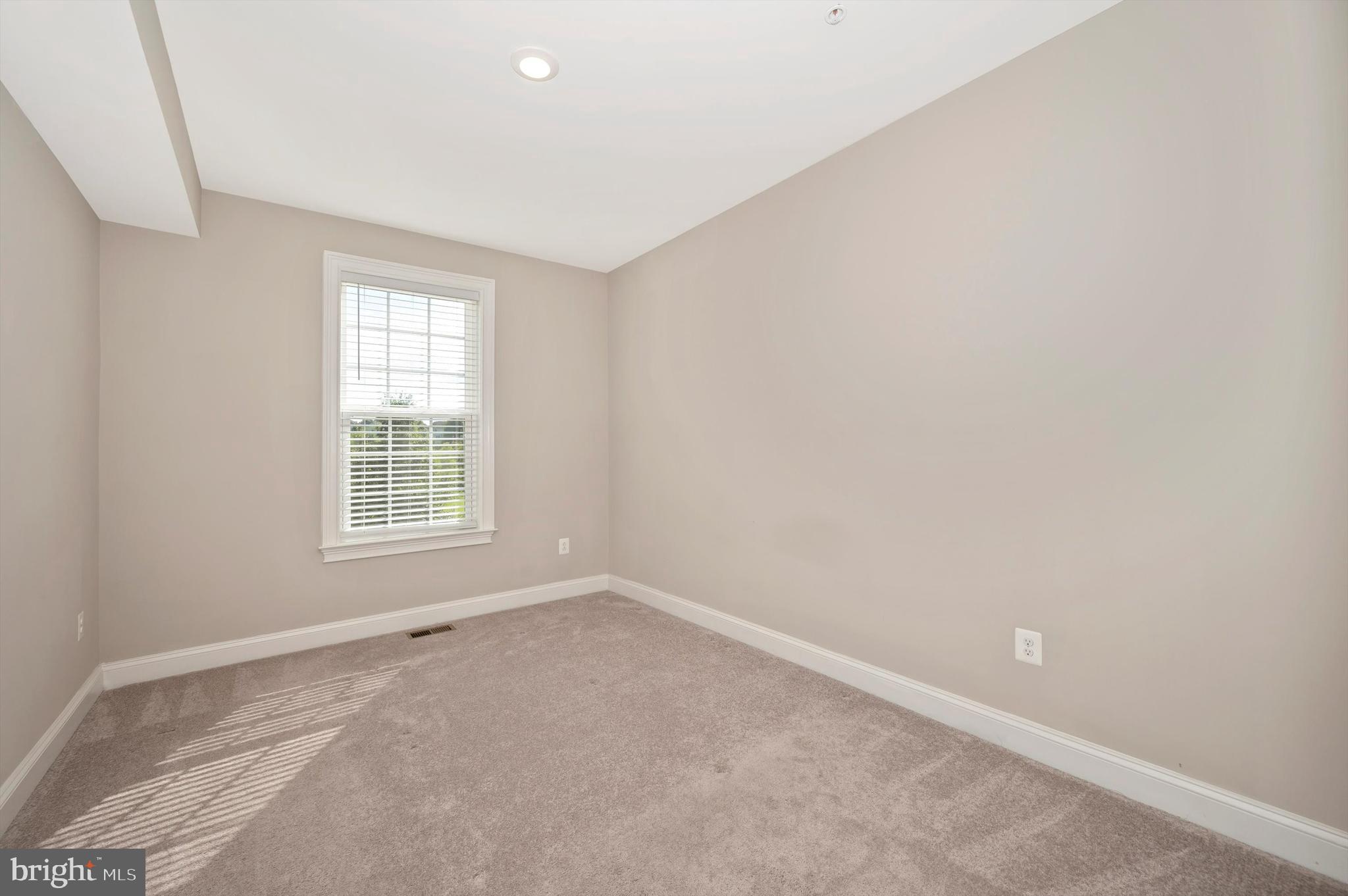 ENCLAVE AT RIVER HILL - Residential