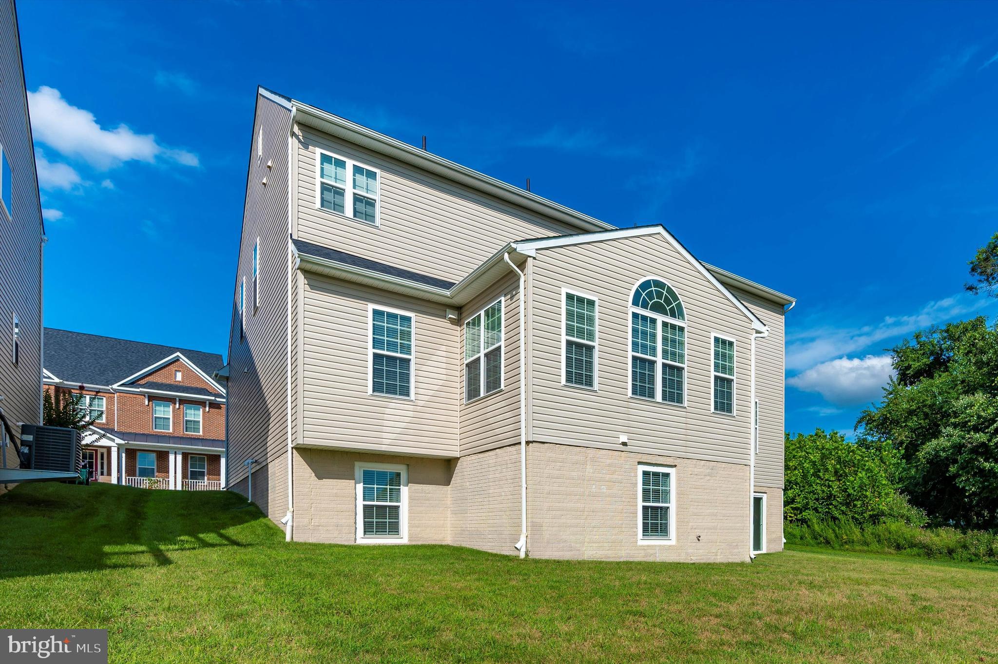 ENCLAVE AT RIVER HILL - Residential