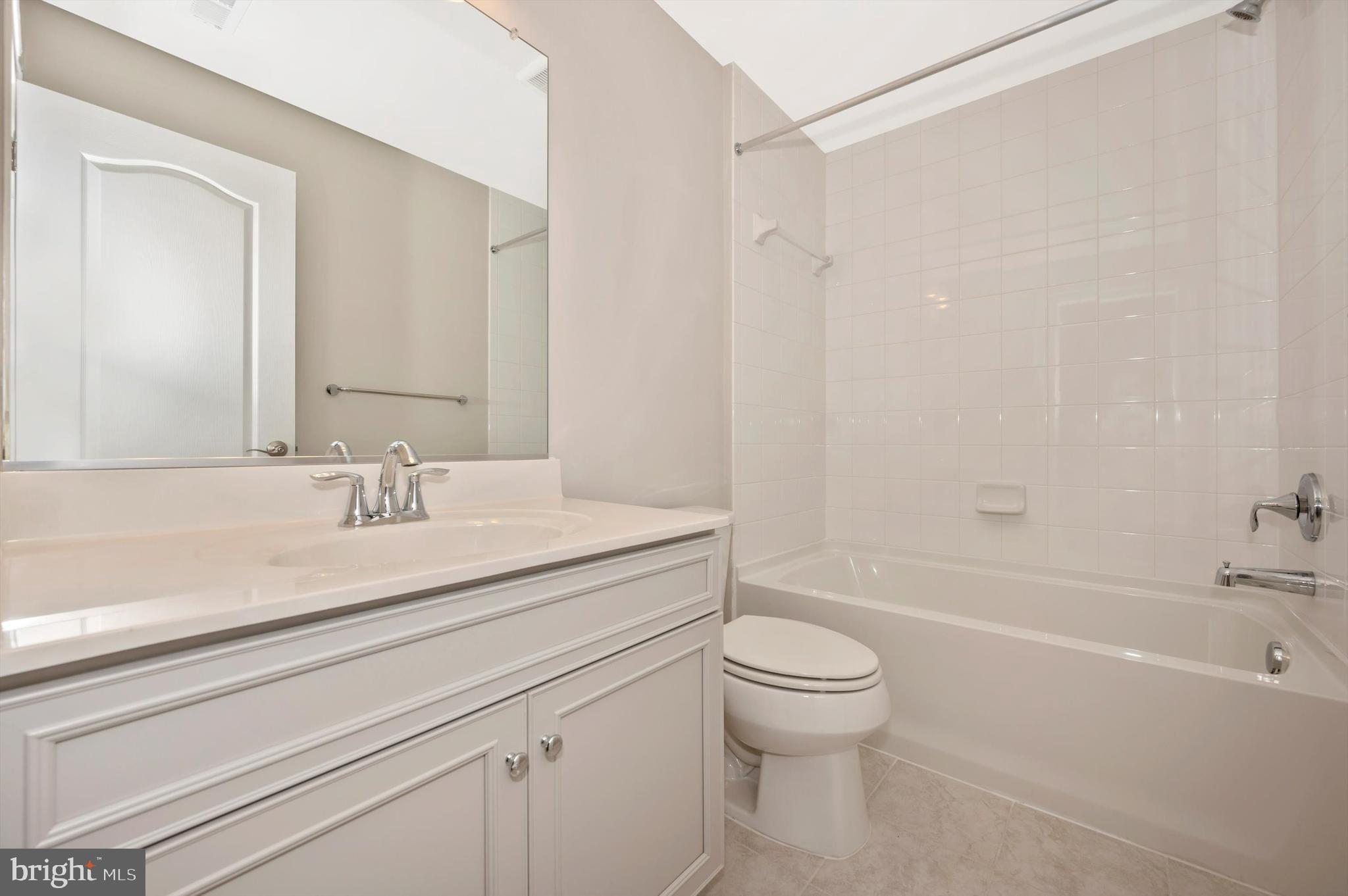 ENCLAVE AT RIVER HILL - Residential