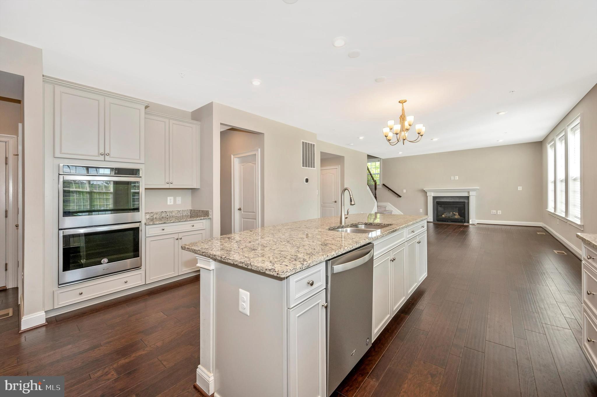 ENCLAVE AT RIVER HILL - Residential