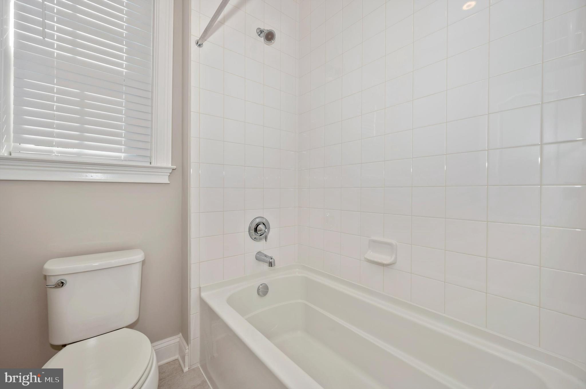 ENCLAVE AT RIVER HILL - Residential