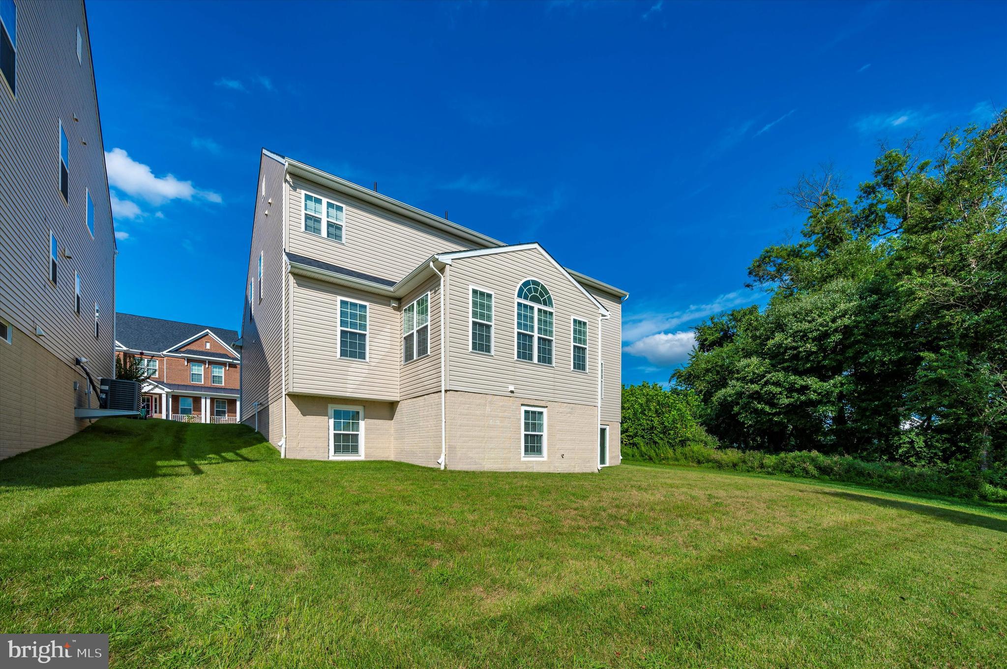 ENCLAVE AT RIVER HILL - Residential