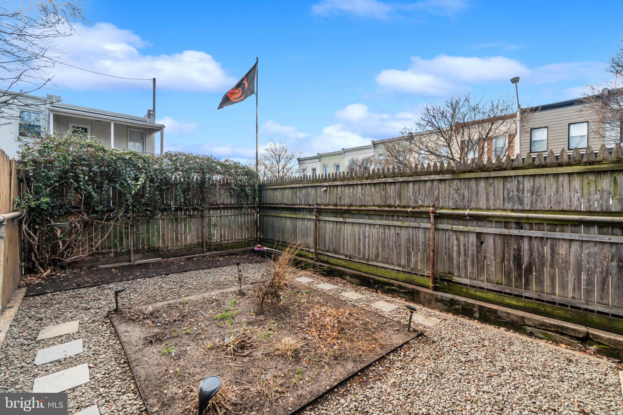 HAMPDEN HISTORIC DISTRICT - Residential