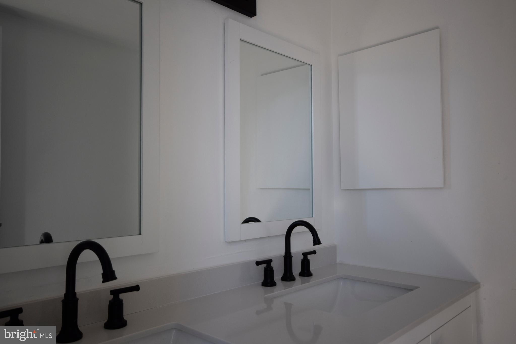 MCLEAN HOUSE NORTH - Residential Lease